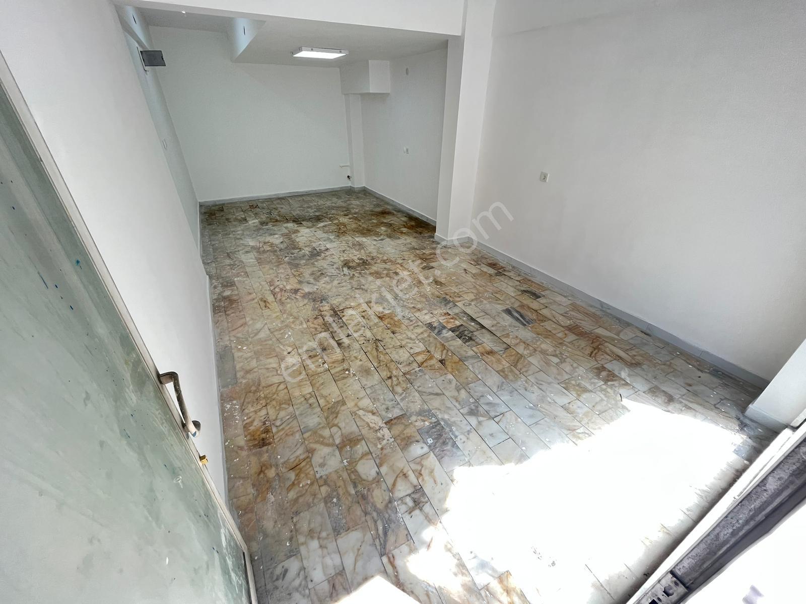 Aydın İnş. Cebeci Mh. 120m2 3 Adet Köşe Başı Düz Giriş Dükkan - Görsel 32