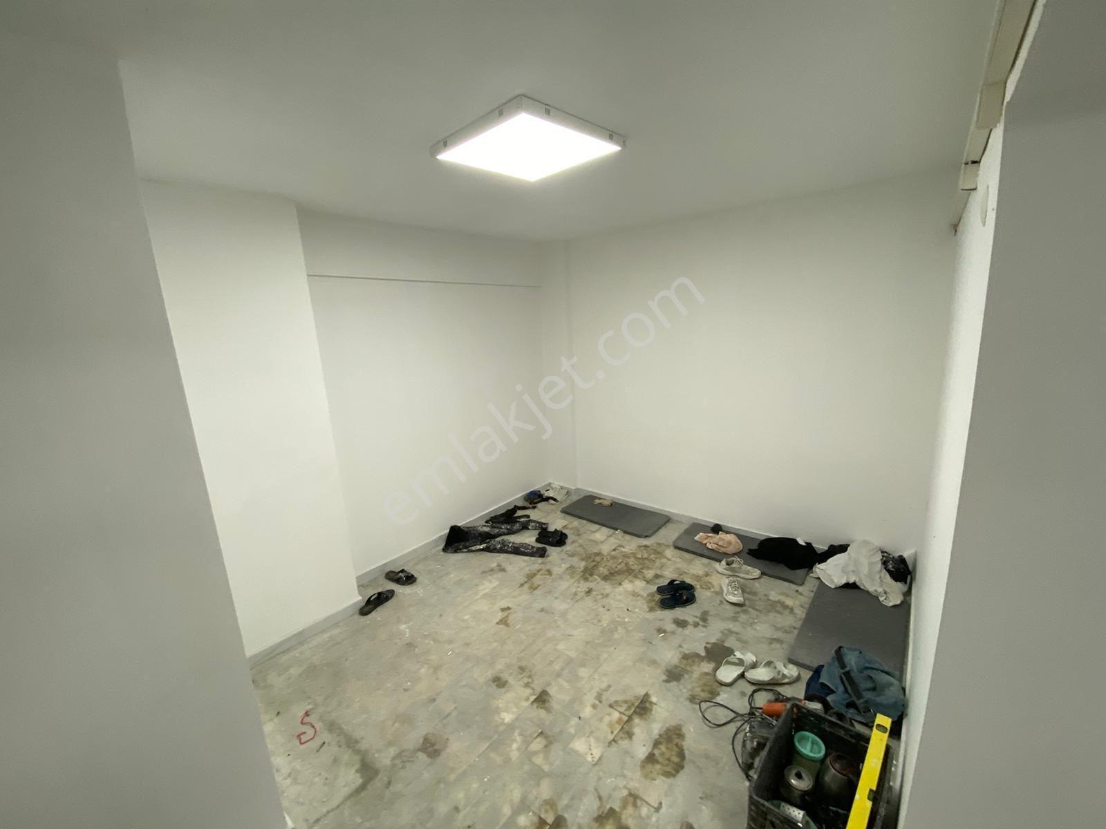 Aydın İnş. Cebeci Mh. 120m2 3 Adet Köşe Başı Düz Giriş Dükkan - Görsel 22