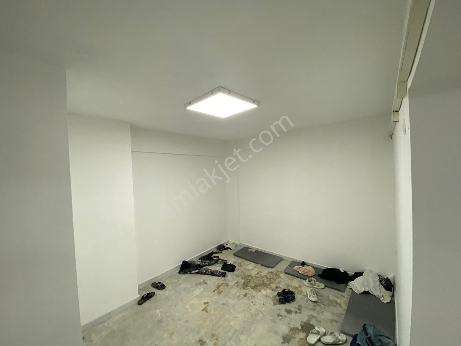 Aydın İnş. Cebeci Mh. 120m2 3 Adet Köşe Başı Düz Giriş Dükkan - Görsel 21