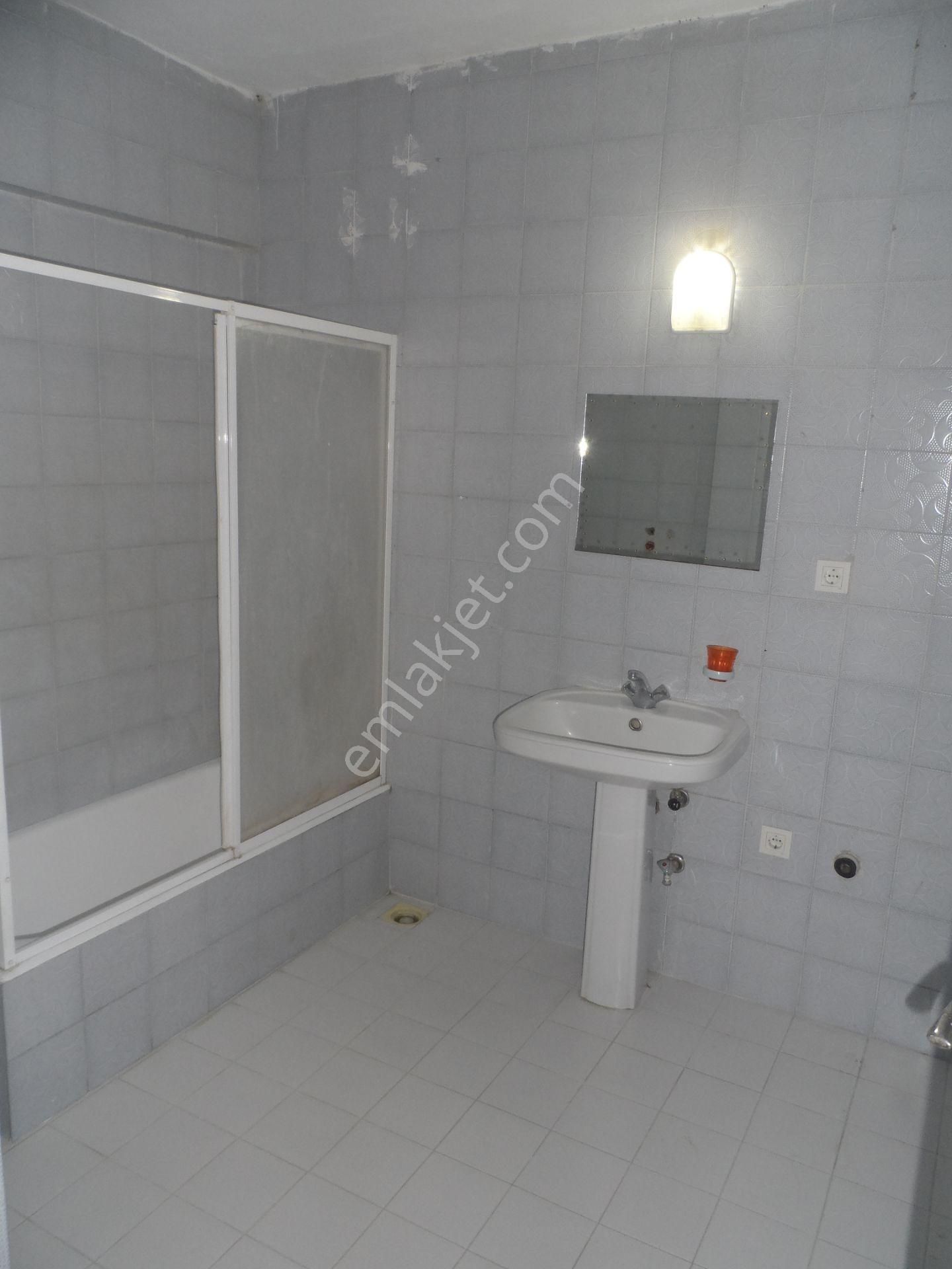 Nazilli Ege Emlak Ofisinden Yeni Mah. Doğalgaz Kombili Asansörlü Kiralık Daire - Görsel 27