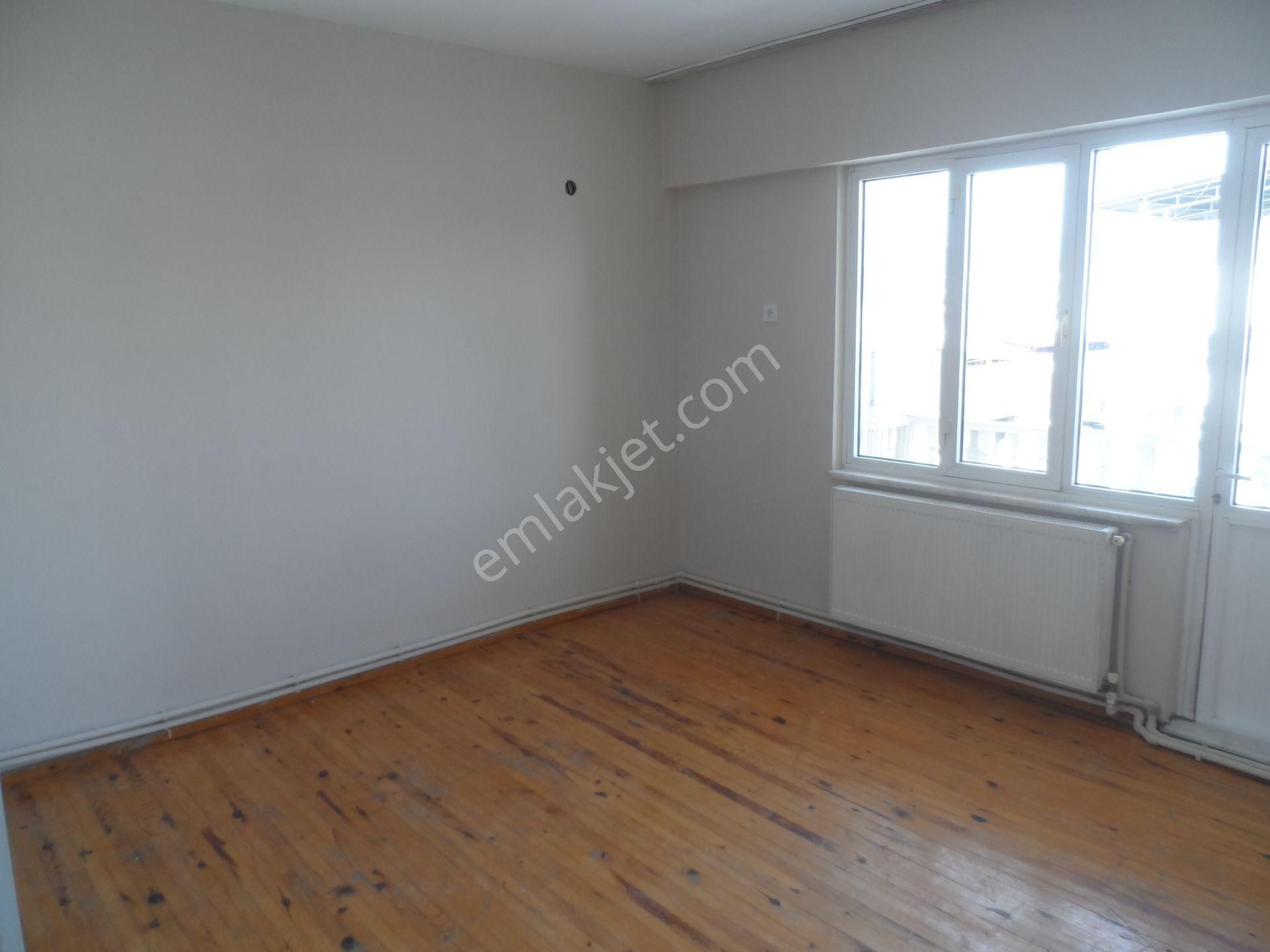 Nazilli Ege Emlak Ofisinden Yeni Mah. Doğalgaz Kombili Asansörlü Kiralık Daire - Görsel 22