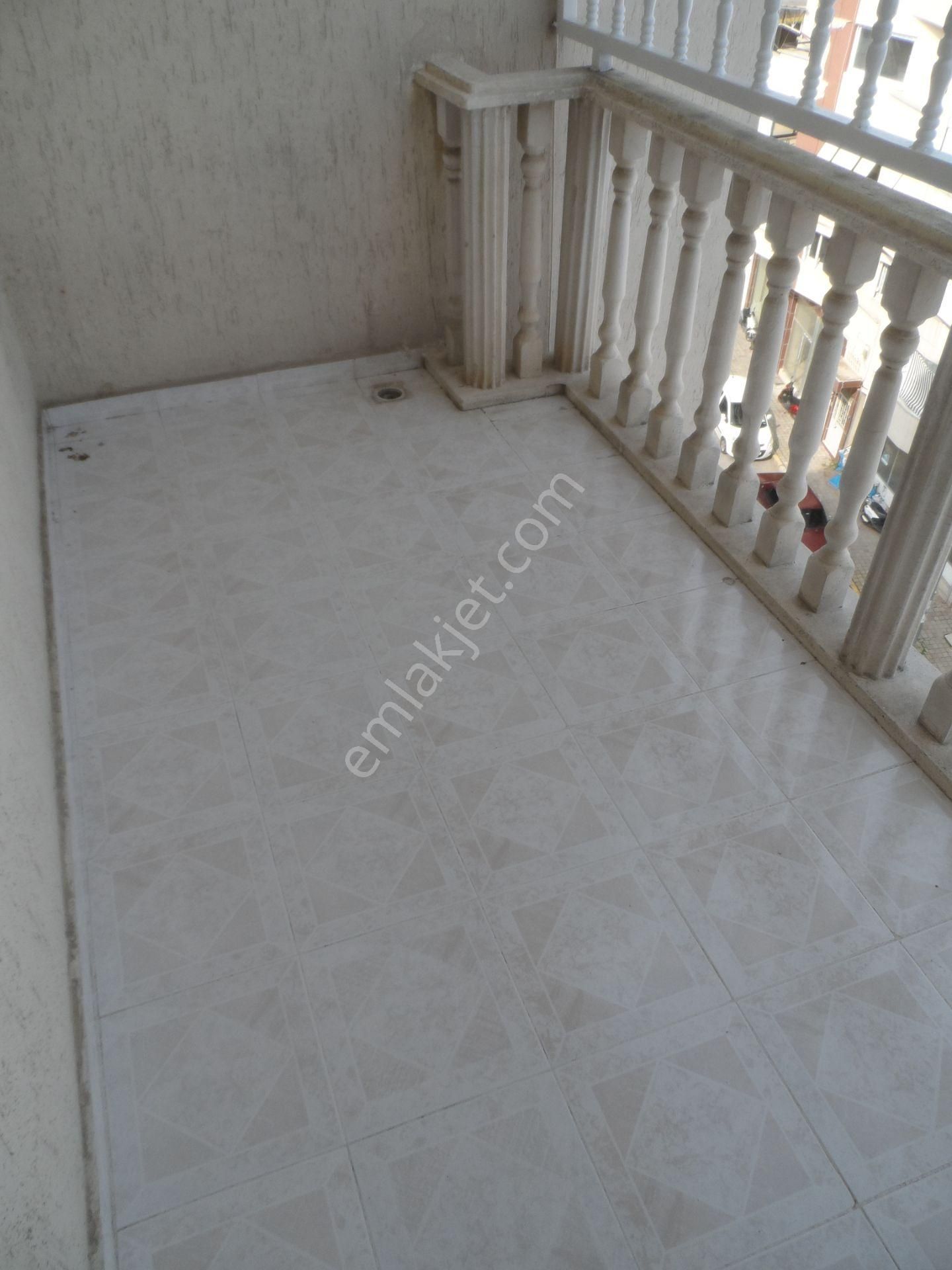 Nazilli Ege Emlak Ofisinden Yeni Mah. Doğalgaz Kombili Asansörlü Kiralık Daire - Görsel 24