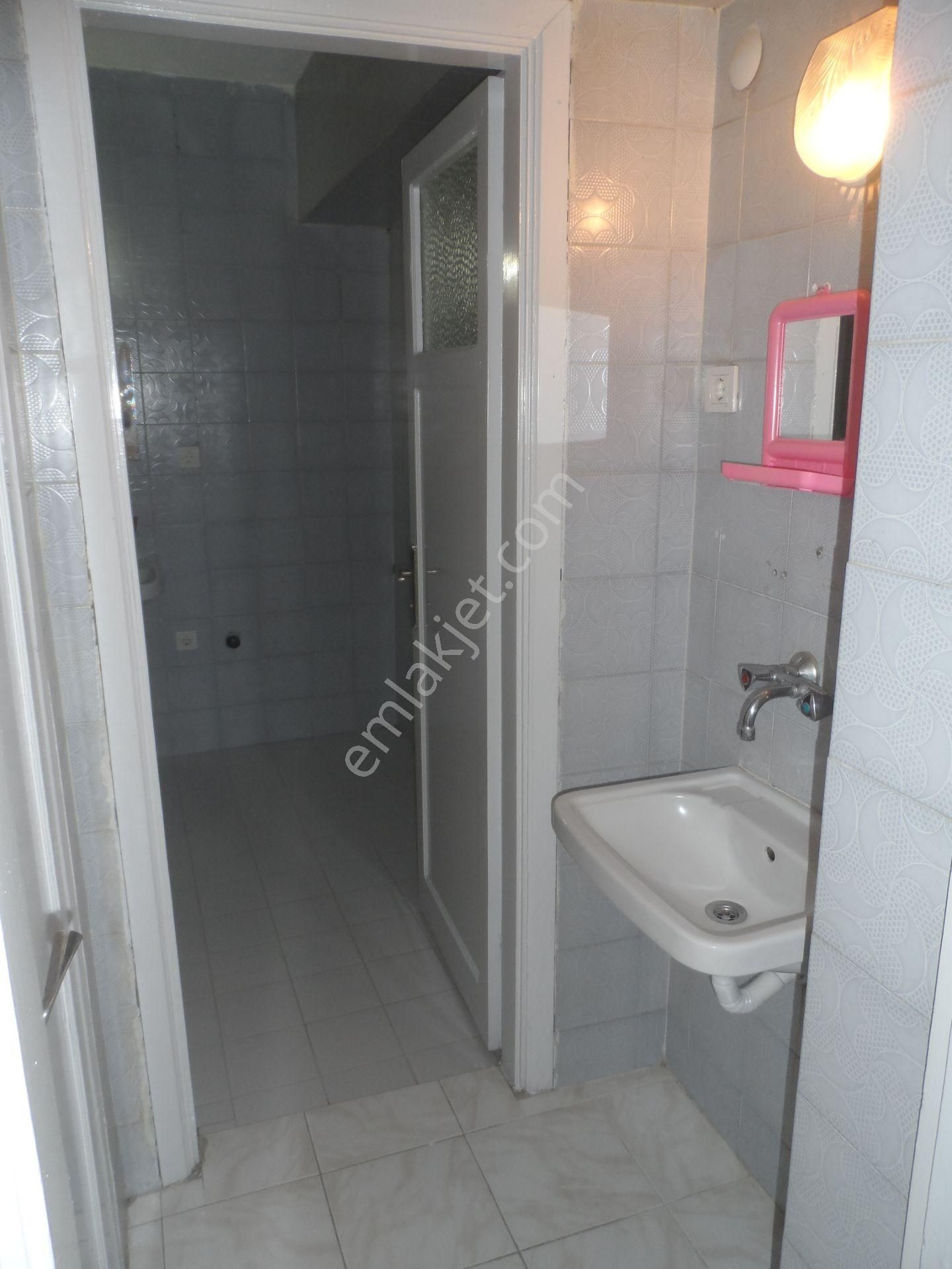 Nazilli Ege Emlak Ofisinden Yeni Mah. Doğalgaz Kombili Asansörlü Kiralık Daire - Görsel 25