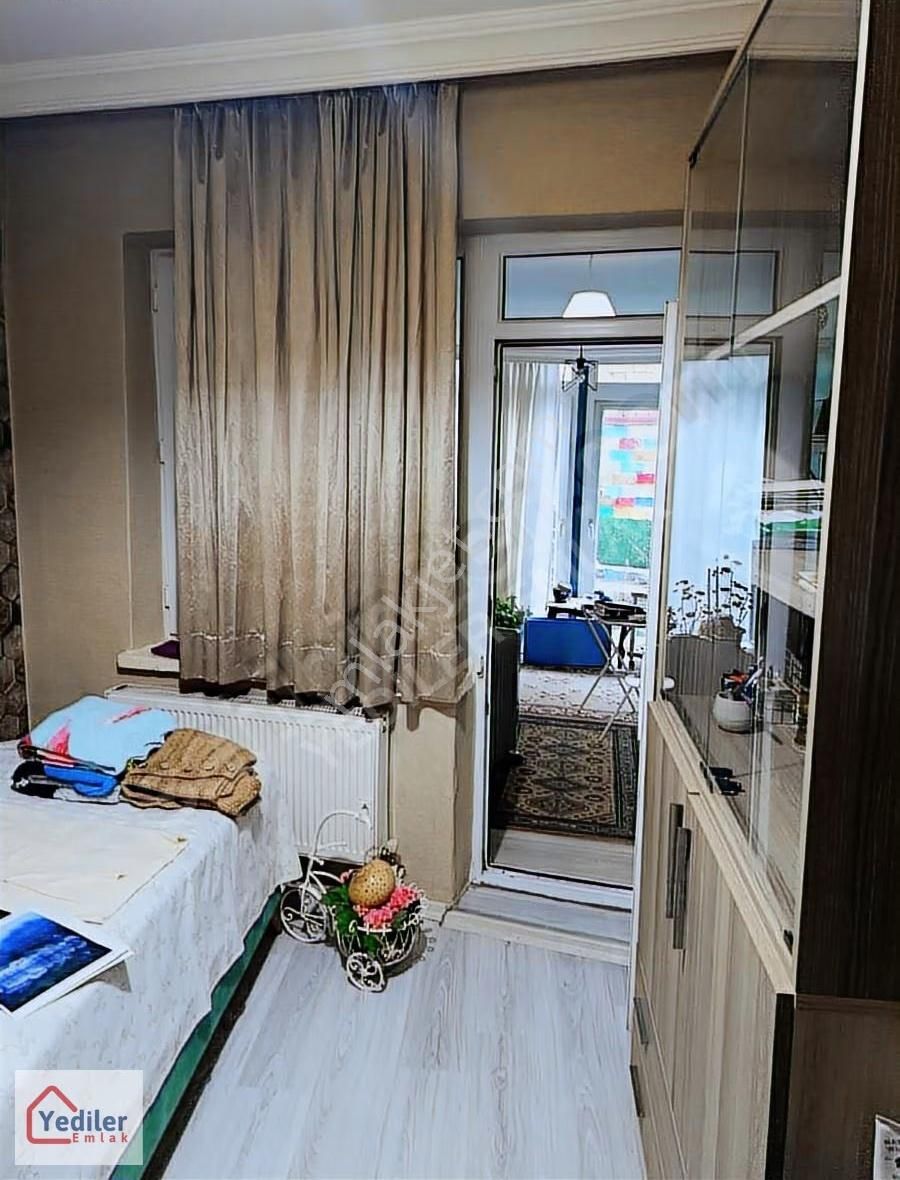 Arifiye Mahallesinde Satılık Bahçeli 2+1 Daire