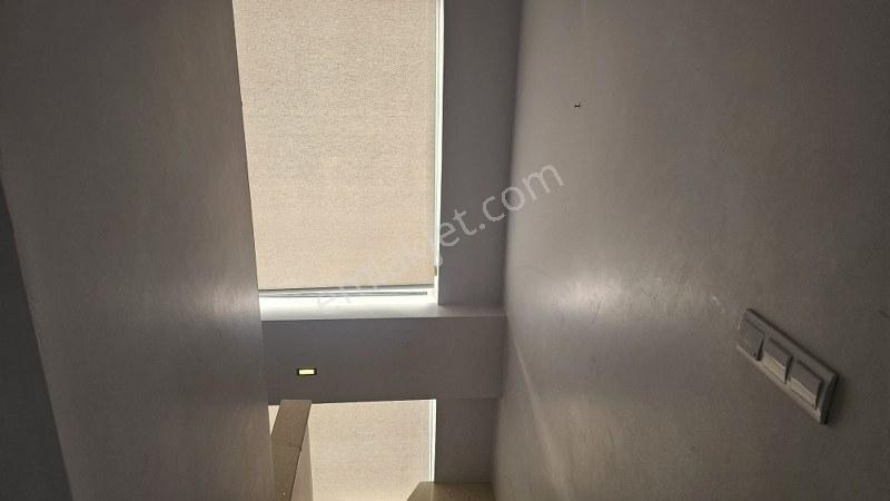 İzmir Çeşme Alaçatı Havuzlu Site İçinde 4+1 Lüks Satılık Villa - Görsel 28