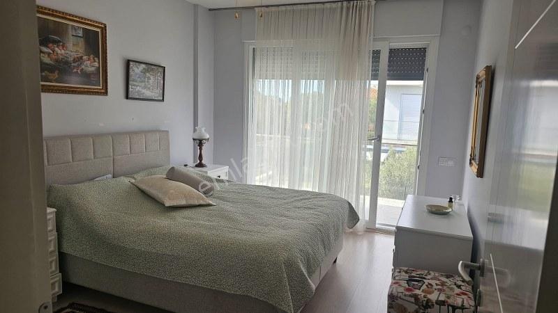 İzmir Çeşme Alaçatı Havuzlu Site İçinde 4+1 Lüks Satılık Villa - Görsel 6