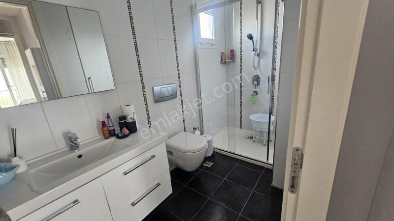 İzmir Çeşme Alaçatı Havuzlu Site İçinde 4+1 Lüks Satılık Villa - Görsel 8
