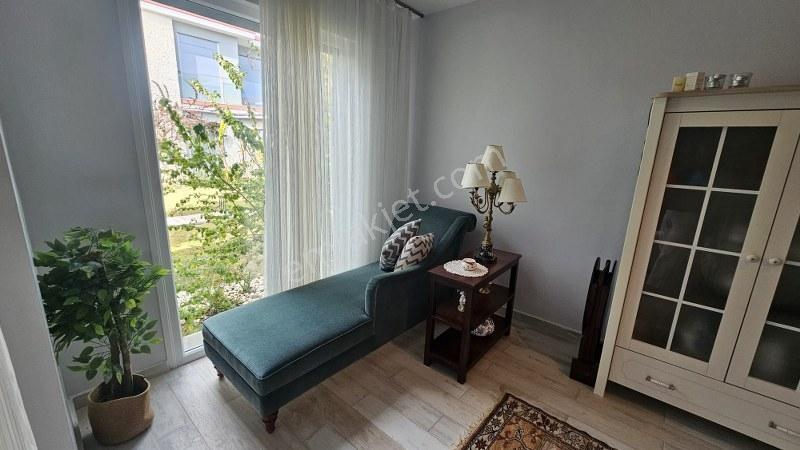 İzmir Çeşme Alaçatı Havuzlu Site İçinde 4+1 Lüks Satılık Villa - Görsel 2