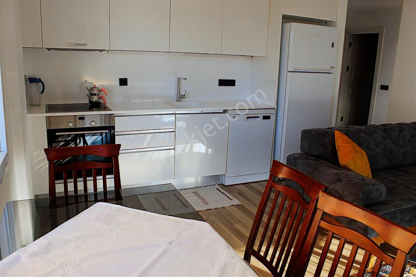 İzmir Çeşme Merkez 4+2 Yeni Kelepir Fırsat Satılık Modern Daire - Görsel 3