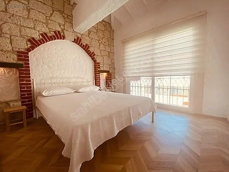 İzmir Çeşme Alaçatı Köy İçi Müstakil Havuzlu Kiralık Dubleks - Görsel 4