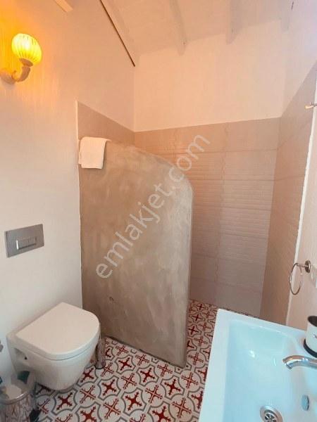 İzmir Çeşme Alaçatı Köy İçi Müstakil Havuzlu Kiralık Dubleks - Görsel 6