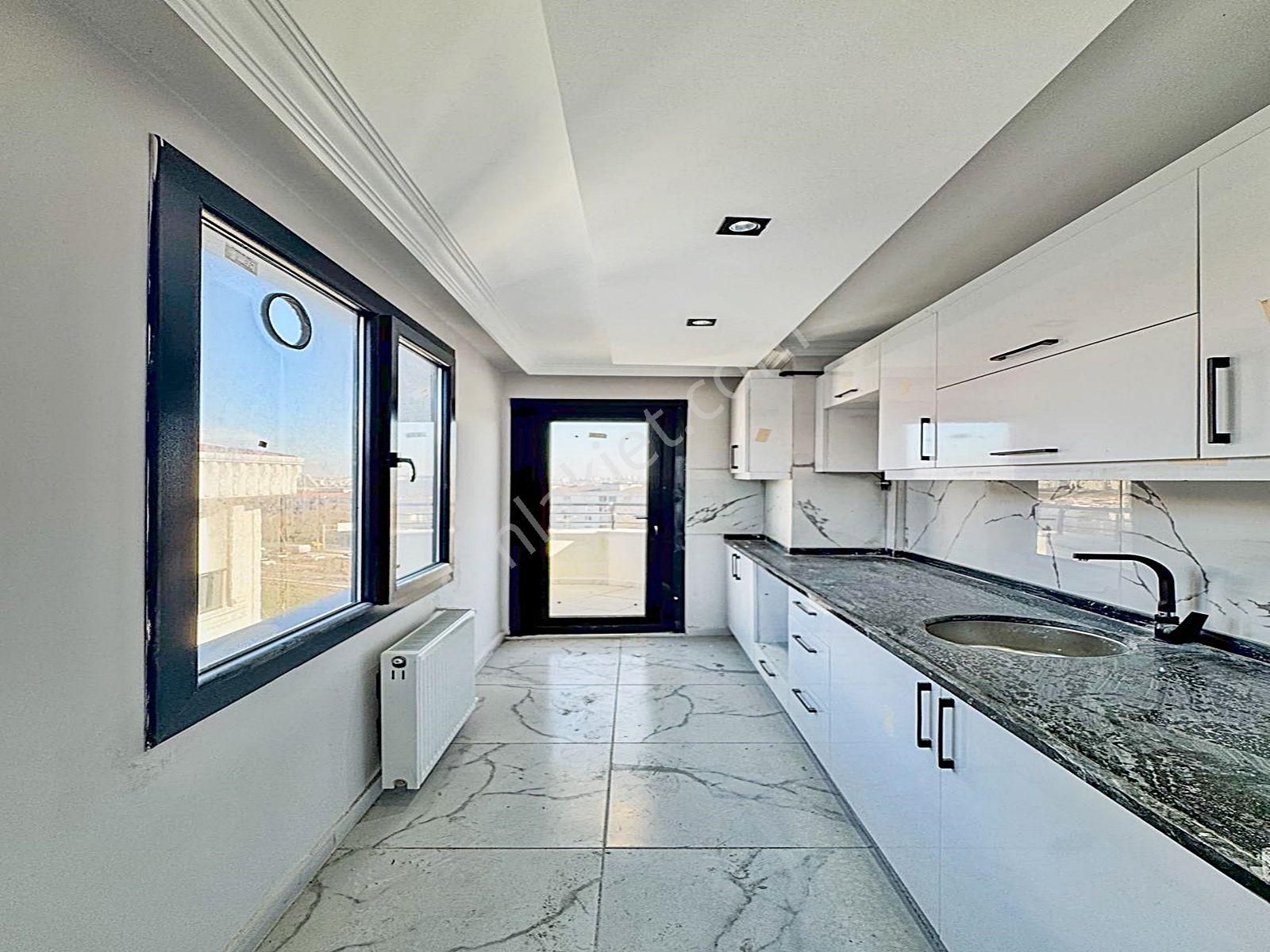 Cadde34 Yapı'dan Sıfır Eminevim-fuzulev %80 Krediye Uygun Satılık 2+1 Ön Cephe Satılık Arakat Daire