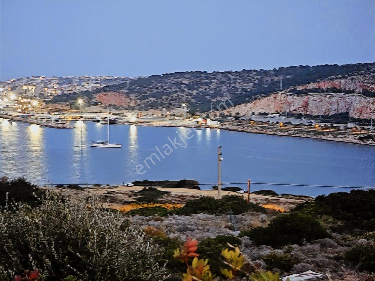 İzmir Çeşme Fener Burnu İmarlı Deniz Manzaralı Önü Kapanmaz Arsa - Görsel 7