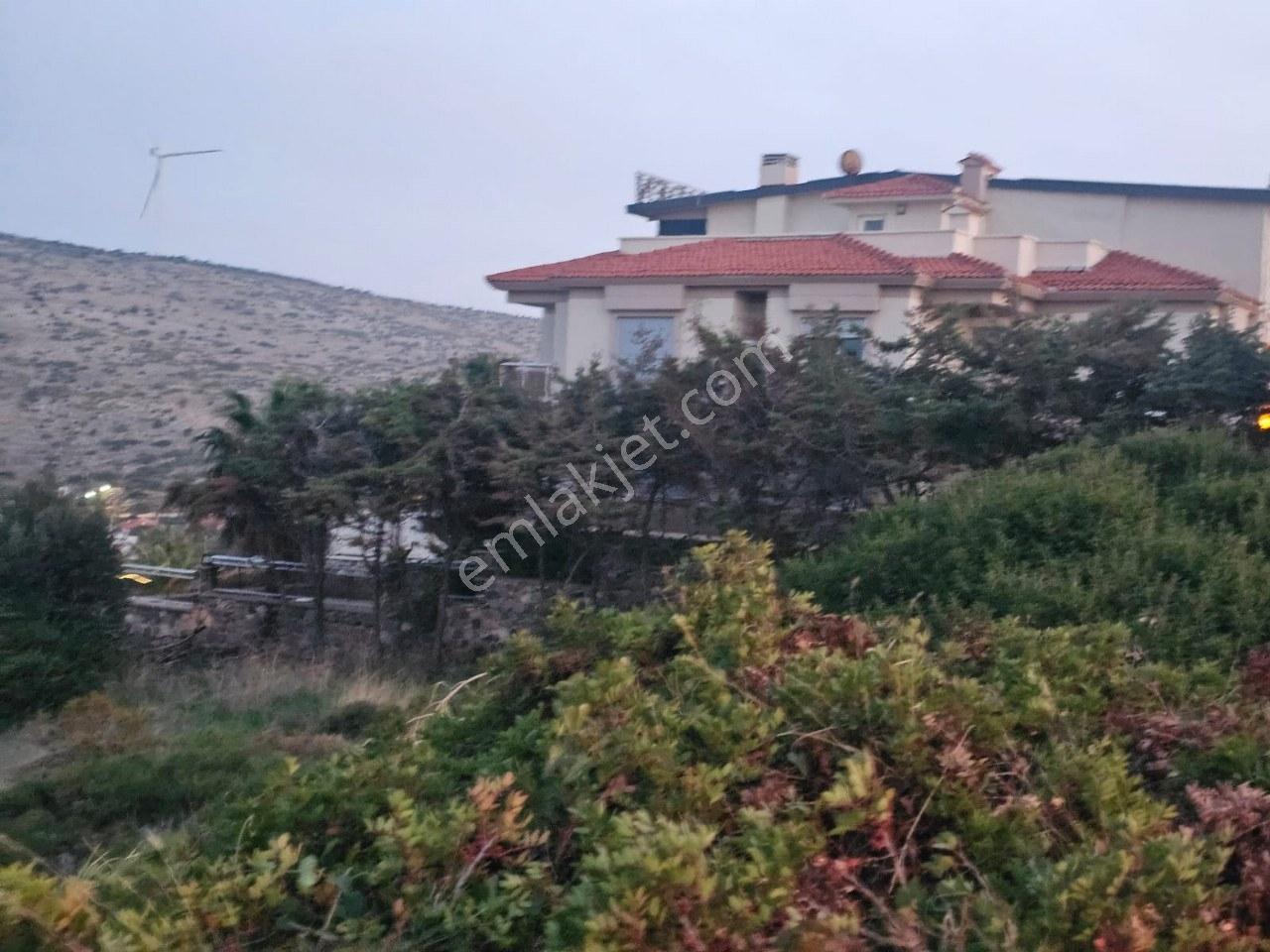 İzmir Çeşme Fener Burnu İmarlı Deniz Manzaralı Önü Kapanmaz Arsa - Görsel 11