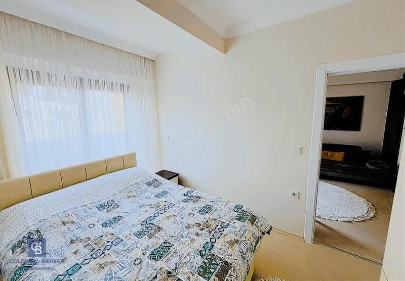 Seyrek Merkezi Konumda Eşyalı Kiralık 1+1 Teraslı Daire - Görsel 2