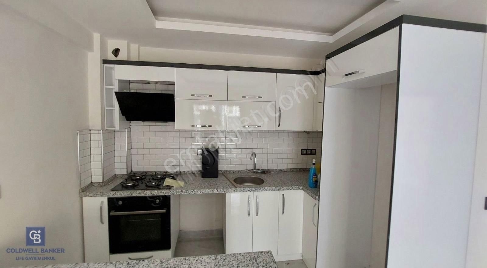 Çeşme Dalyan Da Yıllık Kiralık Eşyasız 1+1 Daire