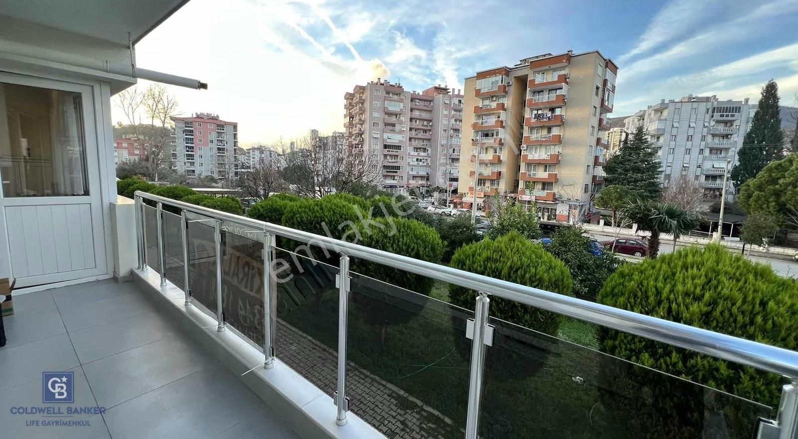 Karşıyaka Zübeyde Hanım'da Tadilatlı 2+1 Eşyalı Kiralık Daire - Görsel 18