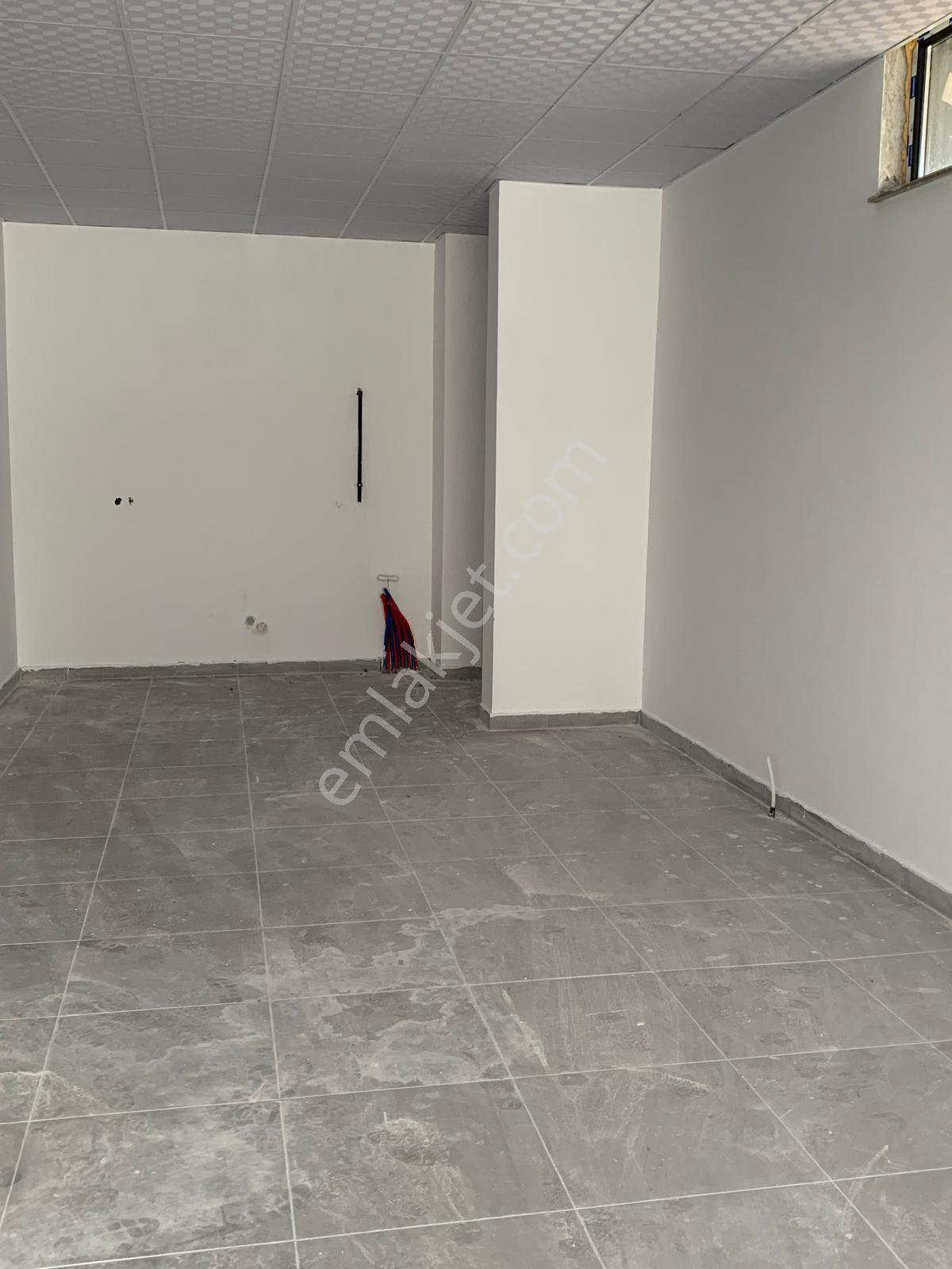 Köşe Başı Cadde Üzeri Kiralık Dükkan - Görsel 11