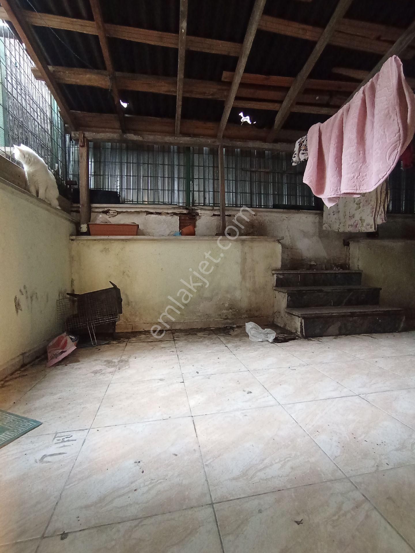 Esenyurt Kıraç Necip Fazıl Kısakürek Mahallesi'nde Satılık 2+1 Bahçe Katı - Görsel 17