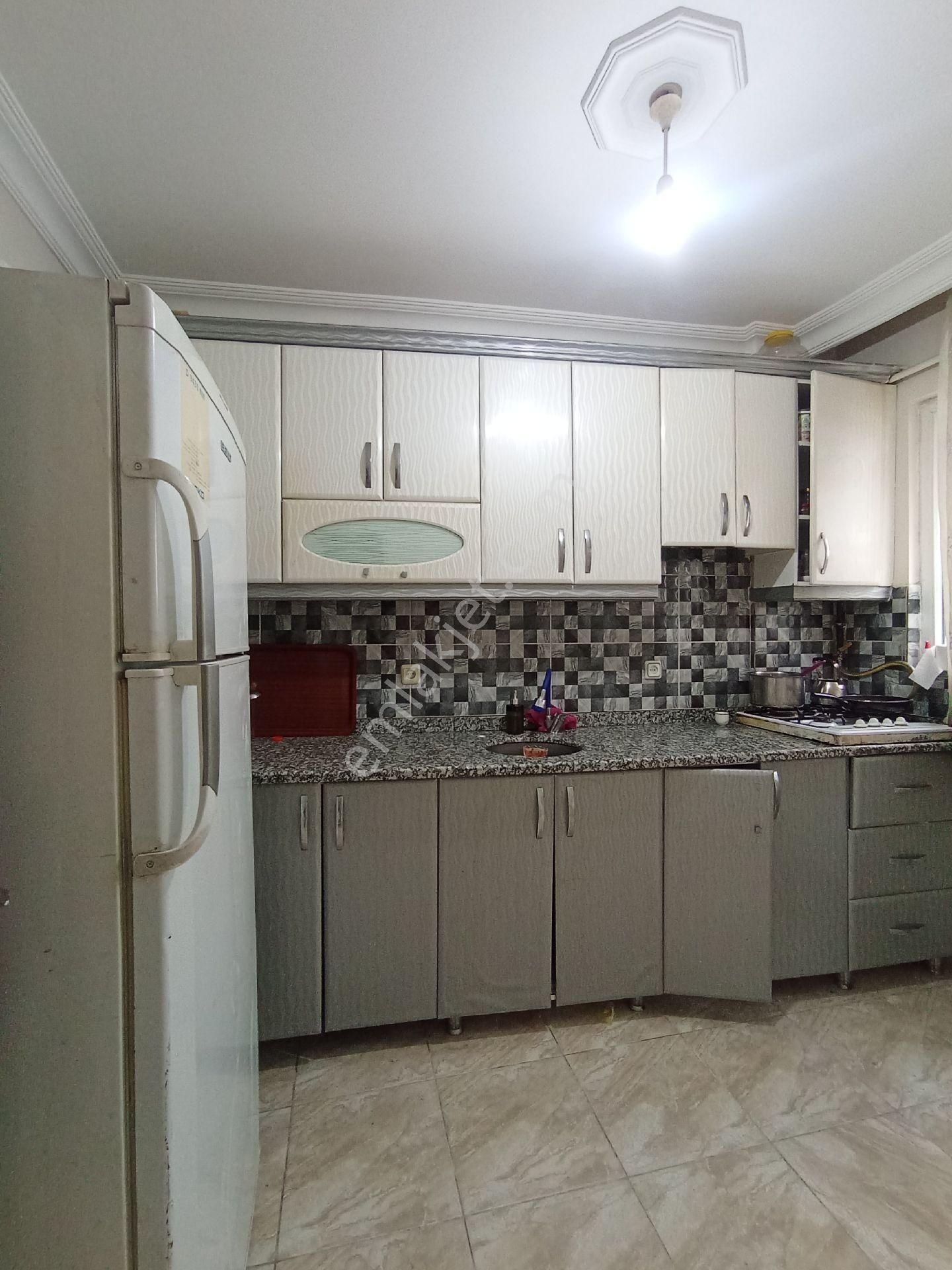 Esenyurt Kıraç Necip Fazıl Kısakürek Mahallesi'nde Satılık 2+1 Bahçe Katı - Görsel 11