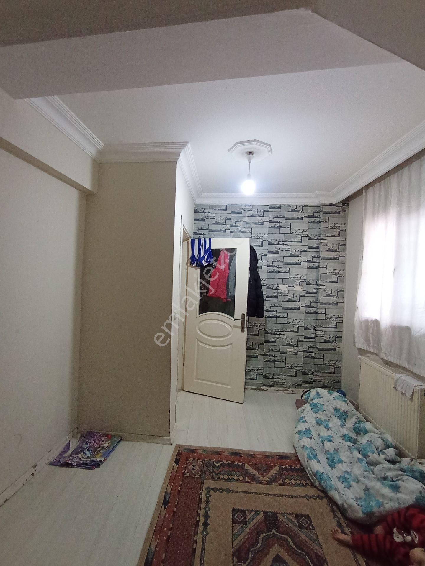 Esenyurt Kıraç Necip Fazıl Kısakürek Mahallesi'nde Satılık 2+1 Bahçe Katı - Görsel 8