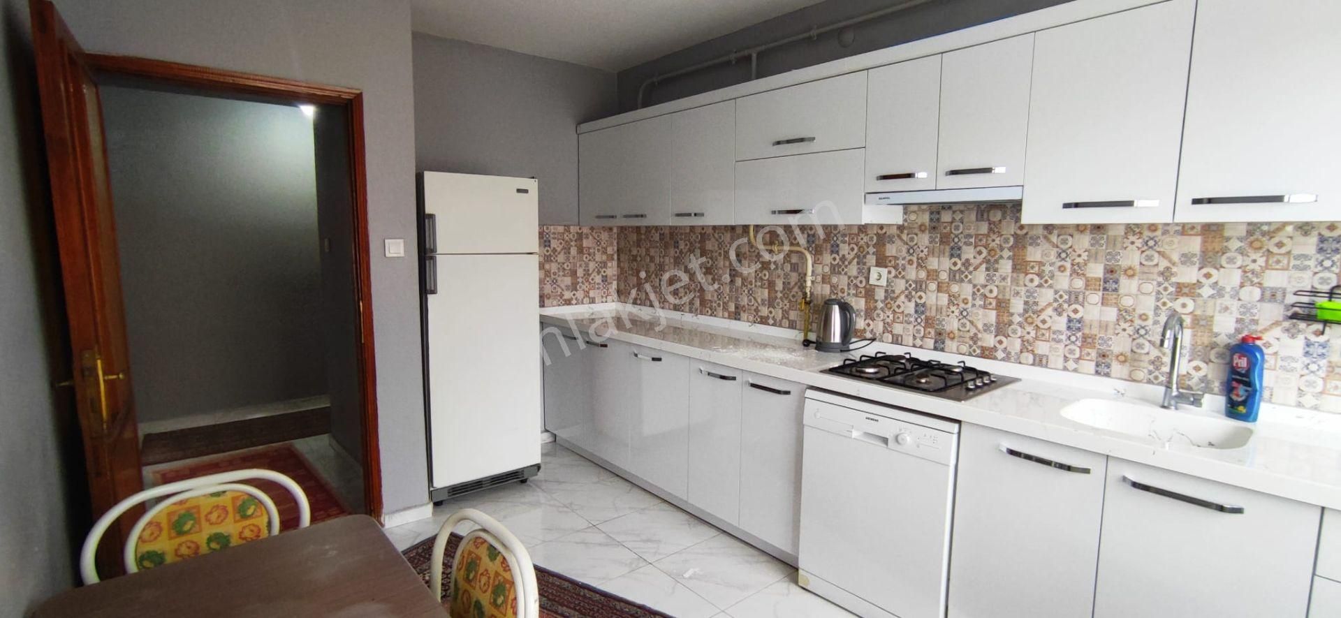 Elfi Den Dumlupınar Mahallesi Eşyalı Kiralık 3+1 Daire - Görsel 9