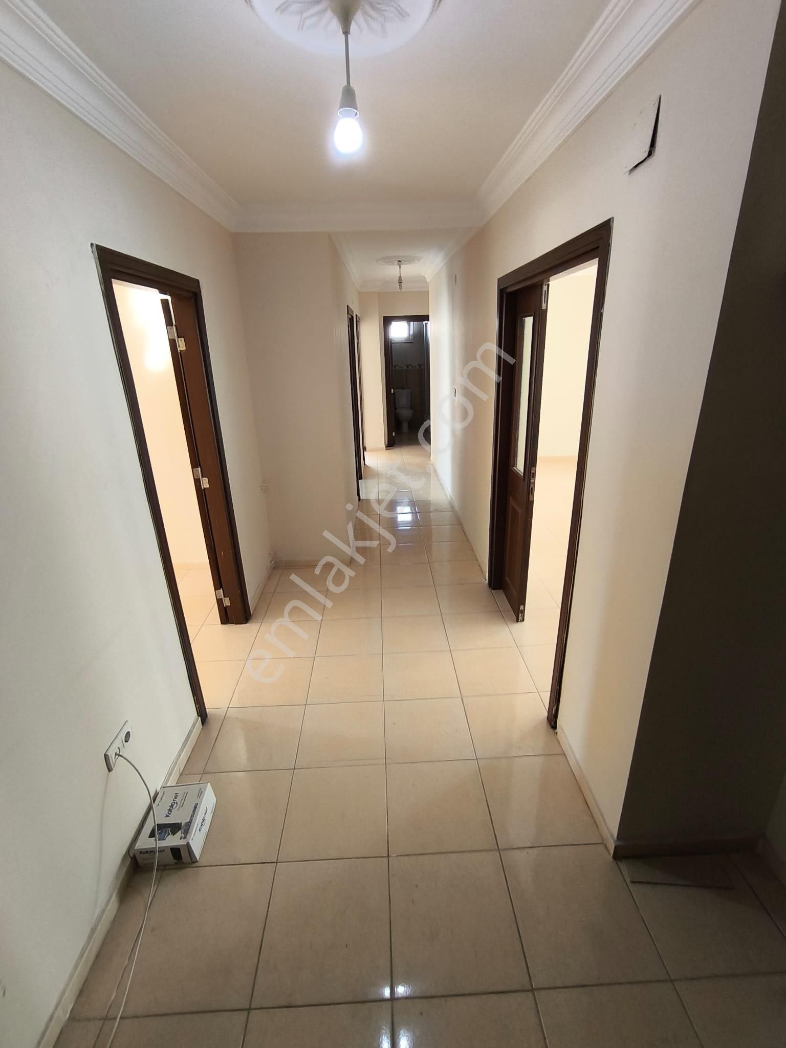 Adana Çukurova Huzurevlerinde Metroya Özal Bulvarına Yakın 3+1 Kiralık Fırsat Daire - Görsel 21