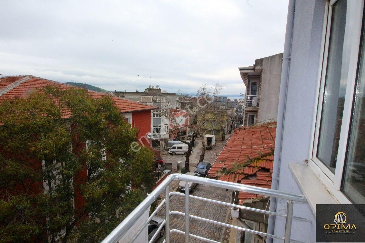 Opima Emlak'tan Atatürk Mahallesinde Merkeze Yakın 3+1 Kiralık Daire