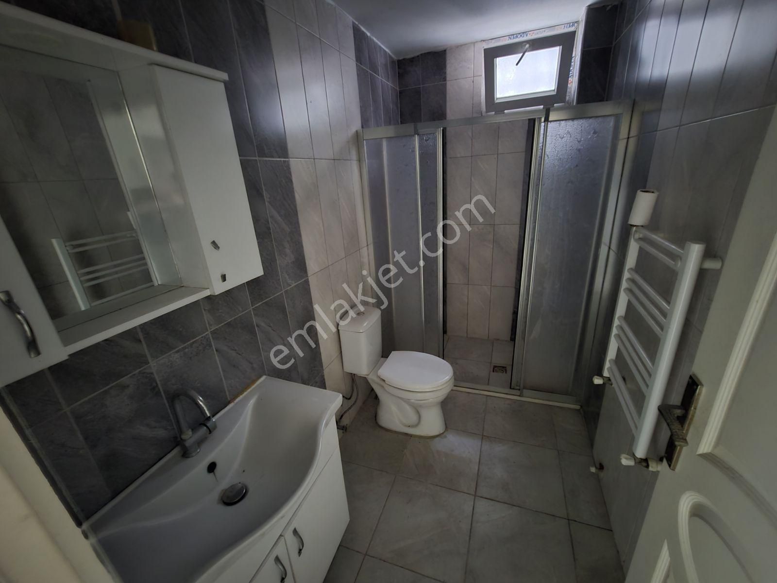 Kiralık Meydan Mevkisinde Merkezi Yerde 2+1 Daire - Görsel 4