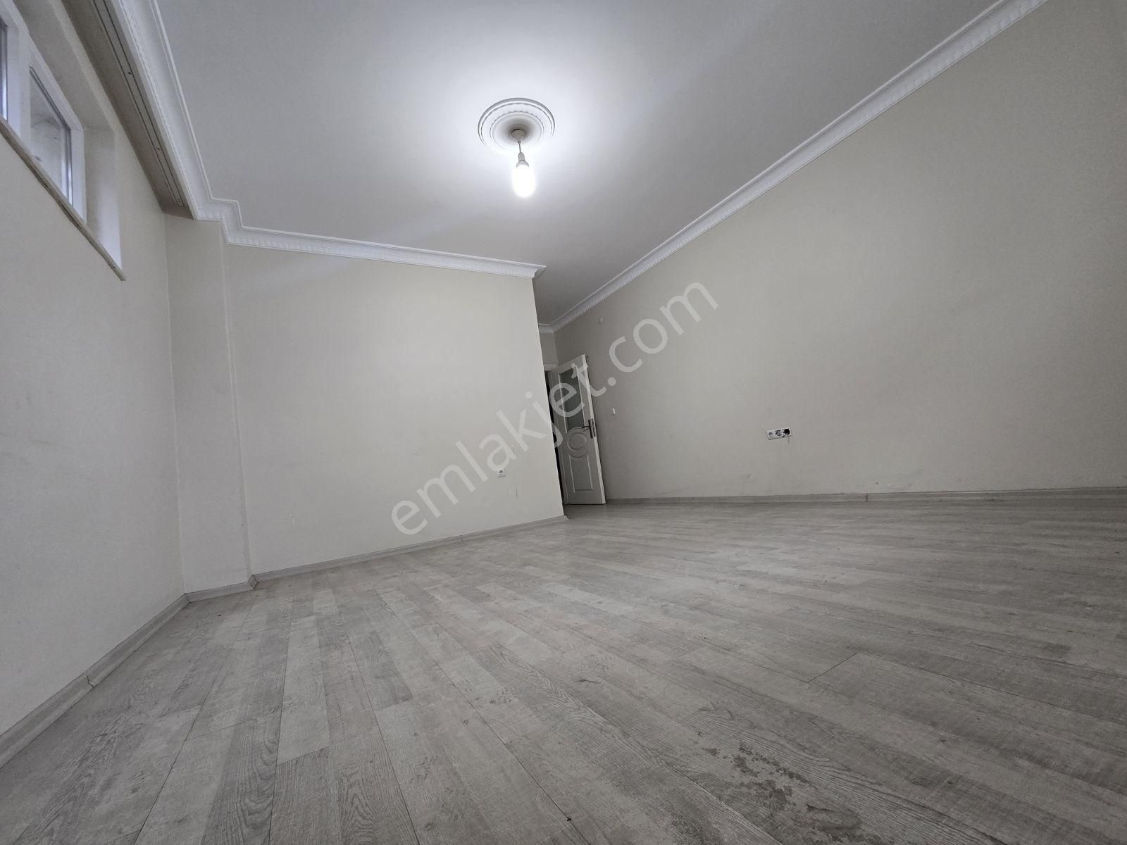 Kiralık Meydan Mevkisinde Merkezi Yerde 2+1 Daire - Görsel 9