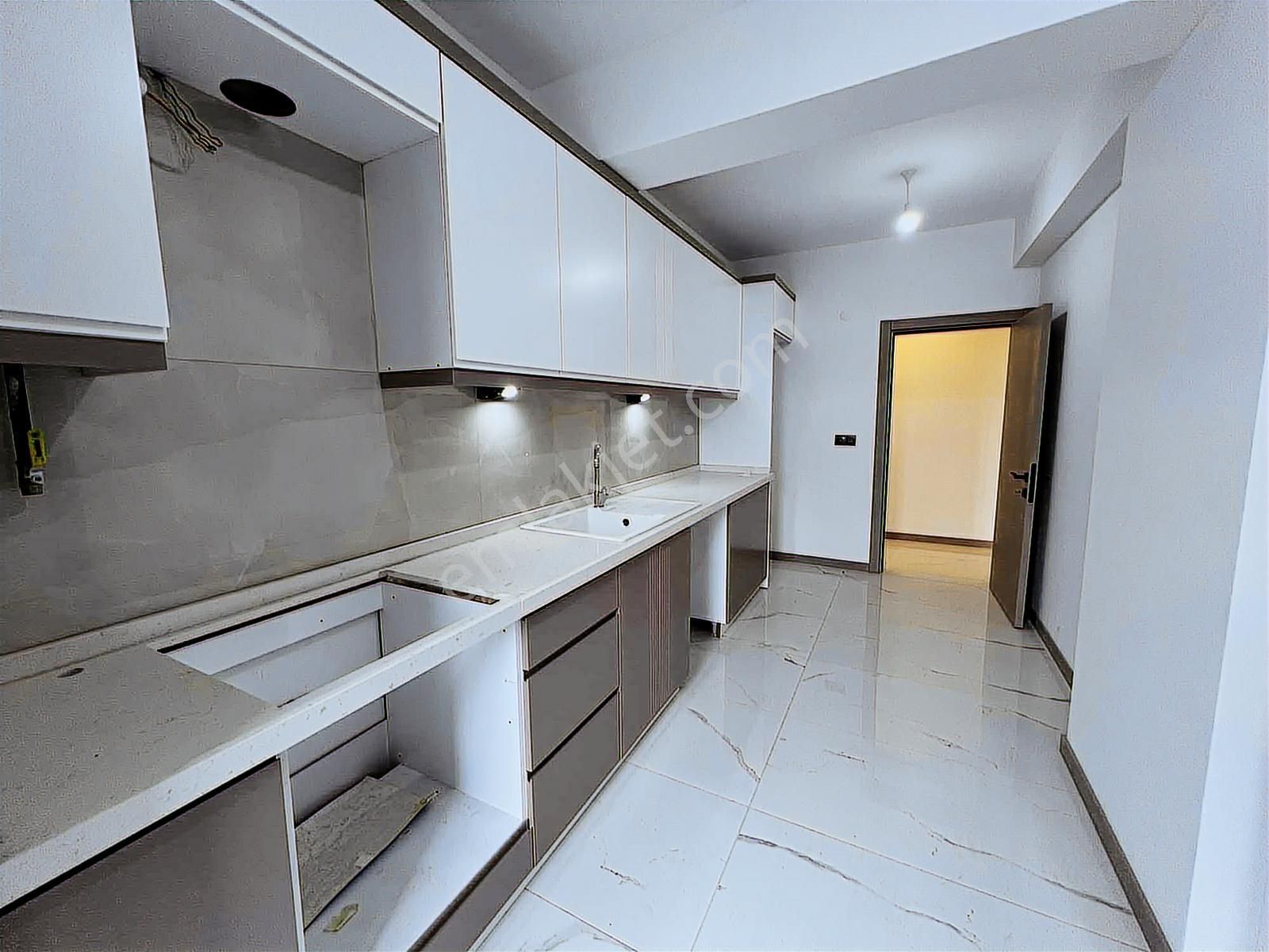 Akram'dan Yenibağlarda - 2 Milyon Kredili - 2+1 - Lux Daire - Görsel 7