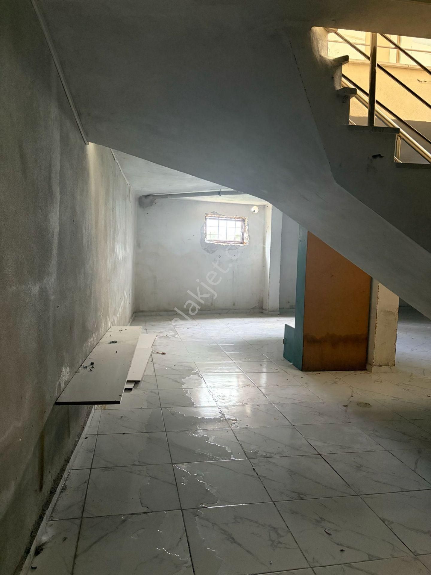 Çevre Yolunda Acil Satılık Dubleks Dükkan Enes Emlaktan - Görsel 9