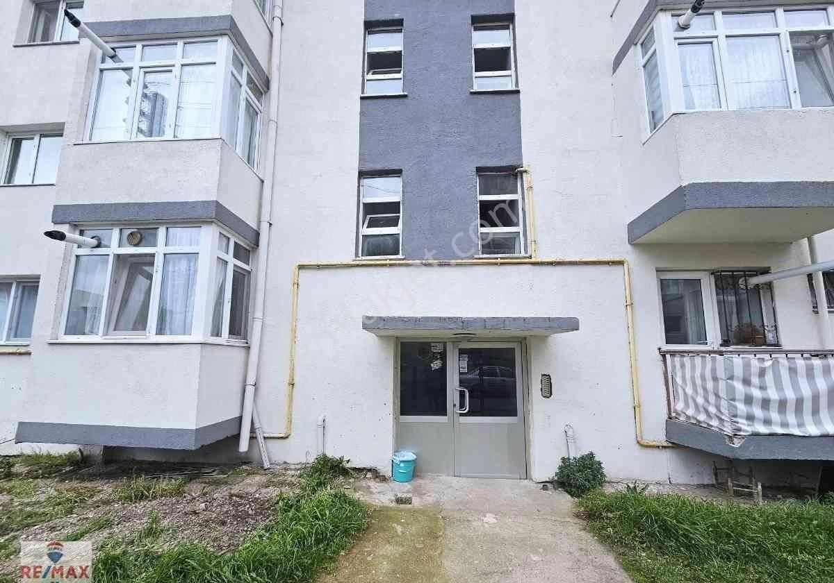 Remax Hür'den Adapazarı Ozanlar'da Ara Kat Kiralık Daire - Görsel 10