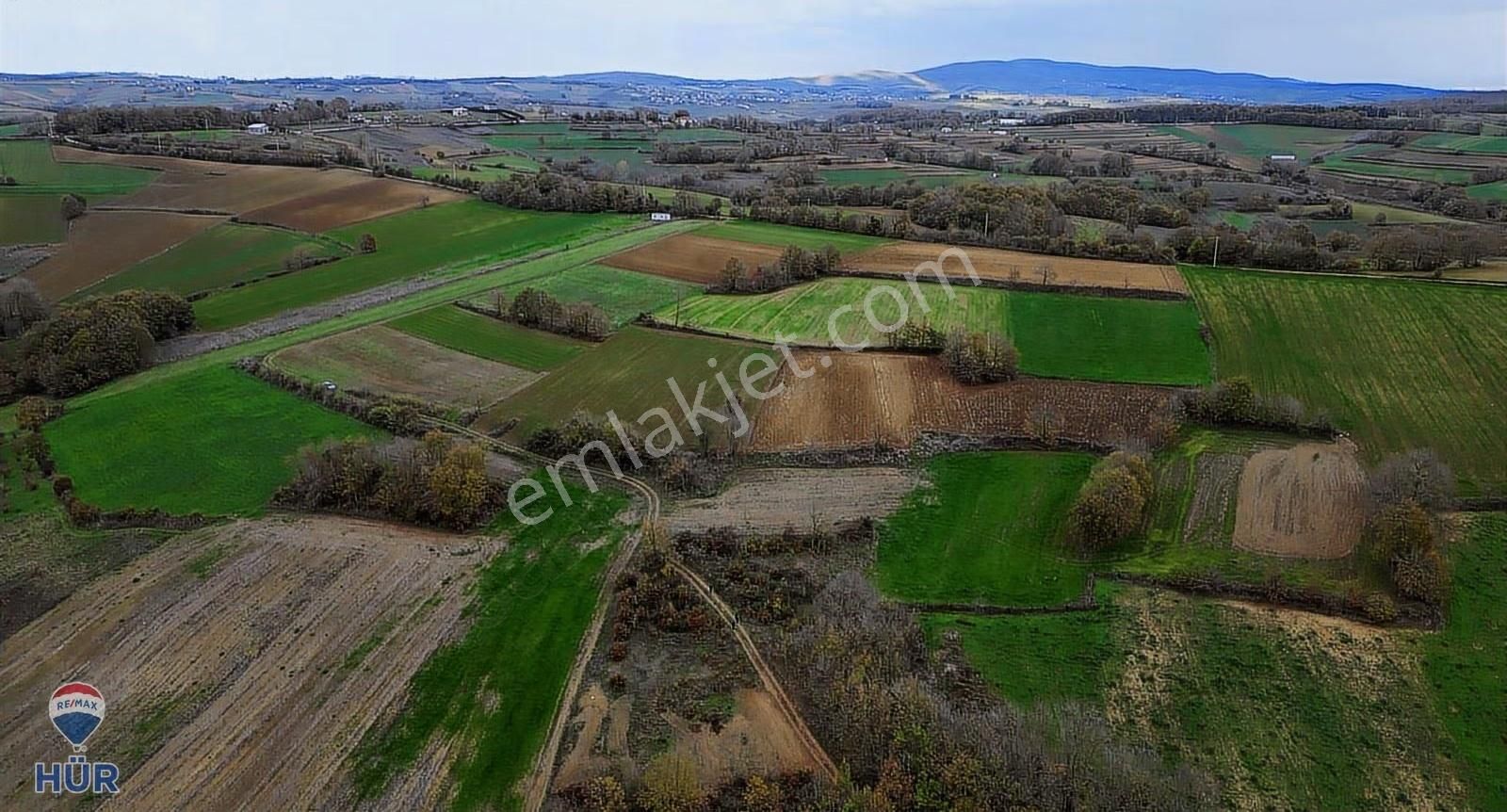 Remax Ayfer Sever'den Satılık Kandıra Tarla 783 M2 Yol Mevcut - Görsel 11
