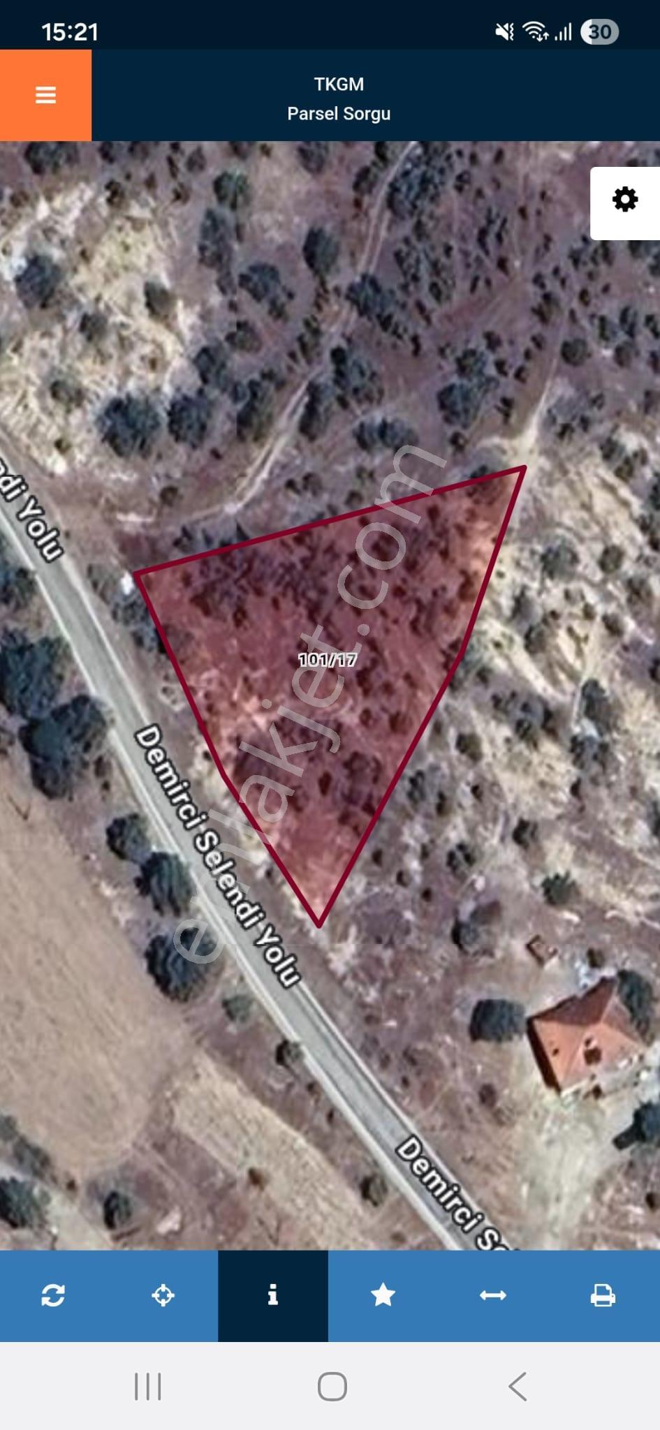 Demirci Selendi Ana Asfalt Cepheli 1381 M2 Konut İmarlı Arsa