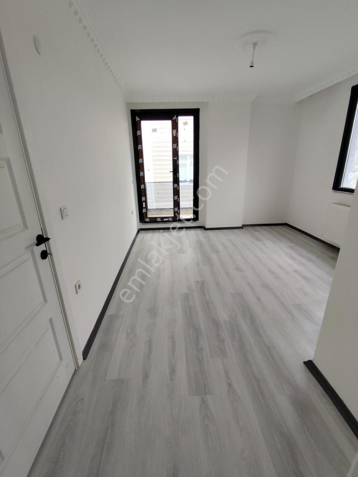 Silivri Gümüşyakada Daire Fiyatına Satılık Sıfır Villa - Görsel 9