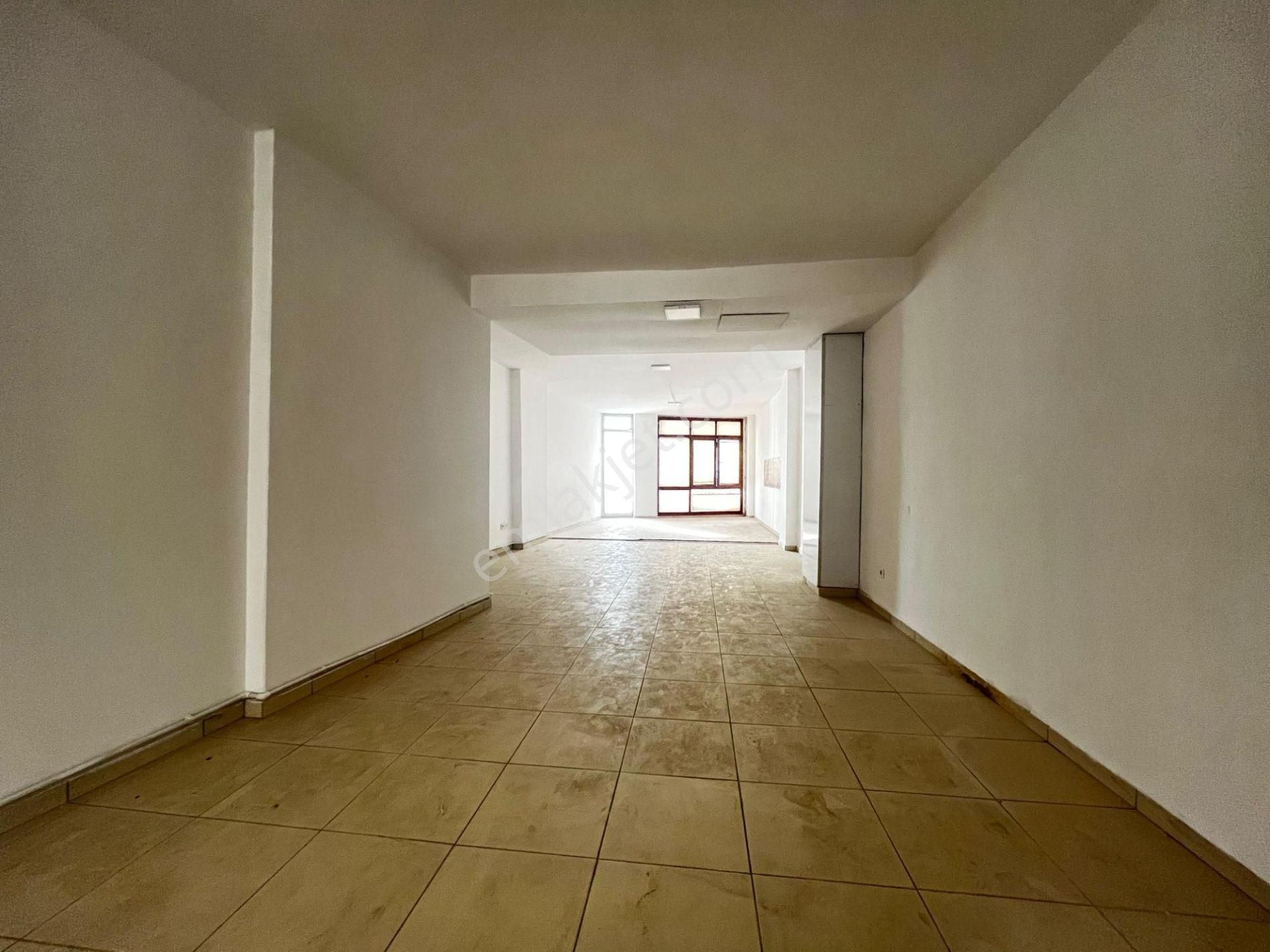 Beylikdüzü Gürpınar İşlek Cadde Üzeri 2 Katlı Satılık Dükkan - Görsel 7