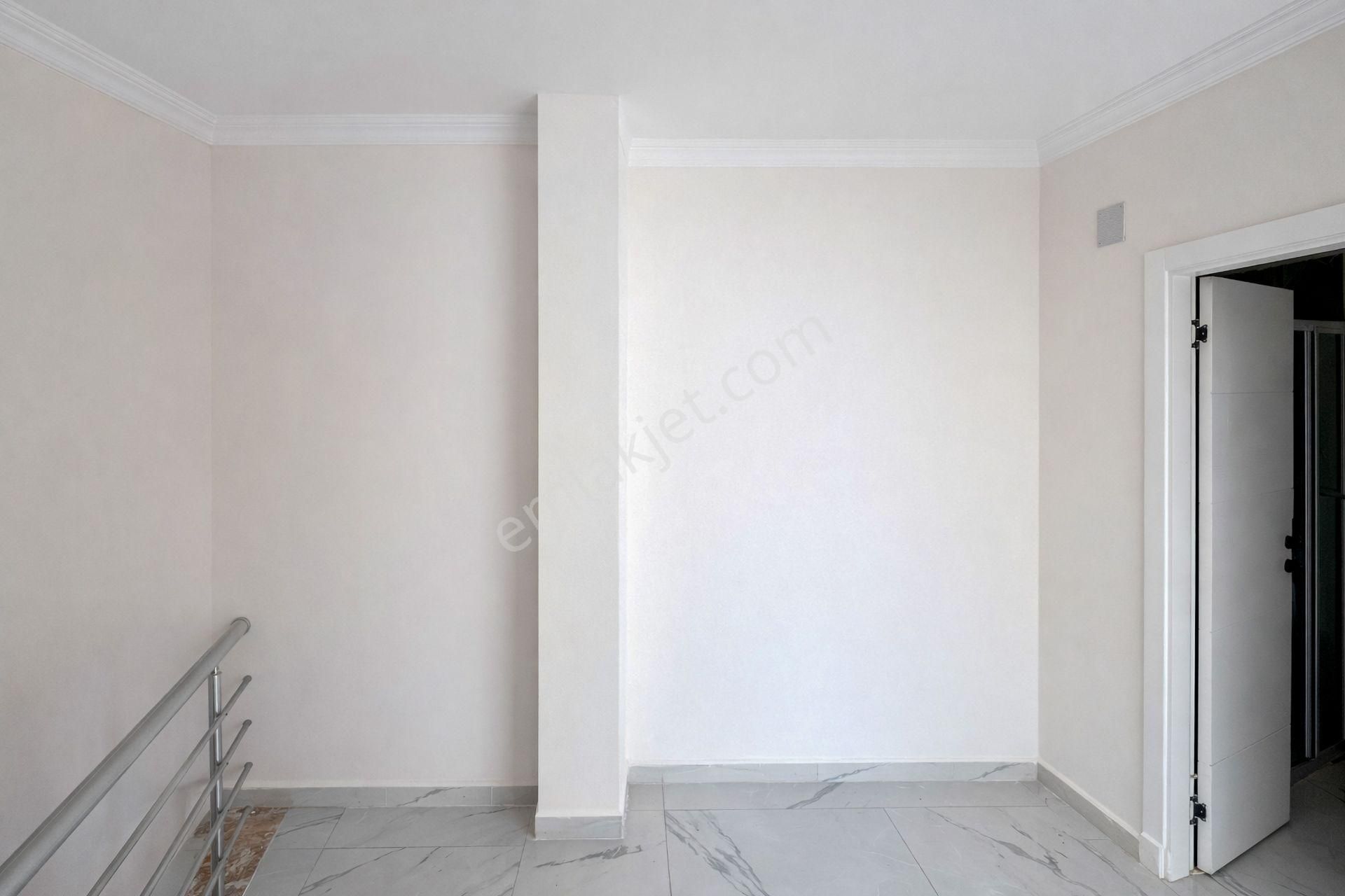 Mahmutlar'da Yeni Sitede Sıfır 2+1 Dubleks Denize 800 M - Görsel 16
