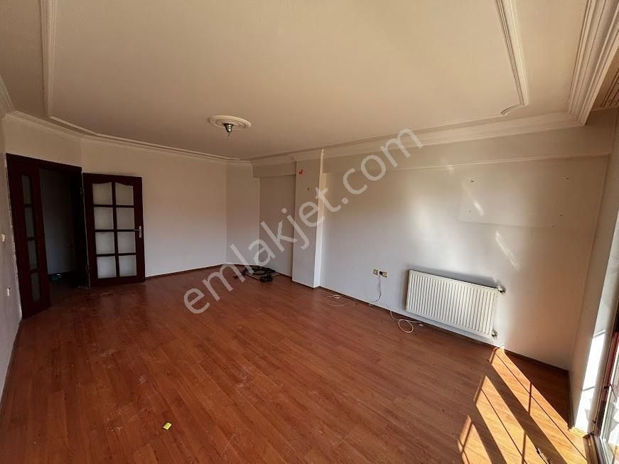 Şeker Mahallesi Tunahan Sitesinde Geniş Ferah 3+1 Kiralık Daire - Görsel 3