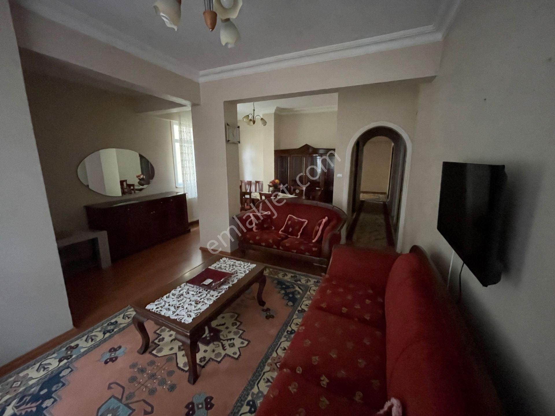 Ataşehir İnönü'de, Yeditepe Ve Marmara Üniv'lerine 5dk Mesafede, Eşyalı Kiralık - Görsel 4