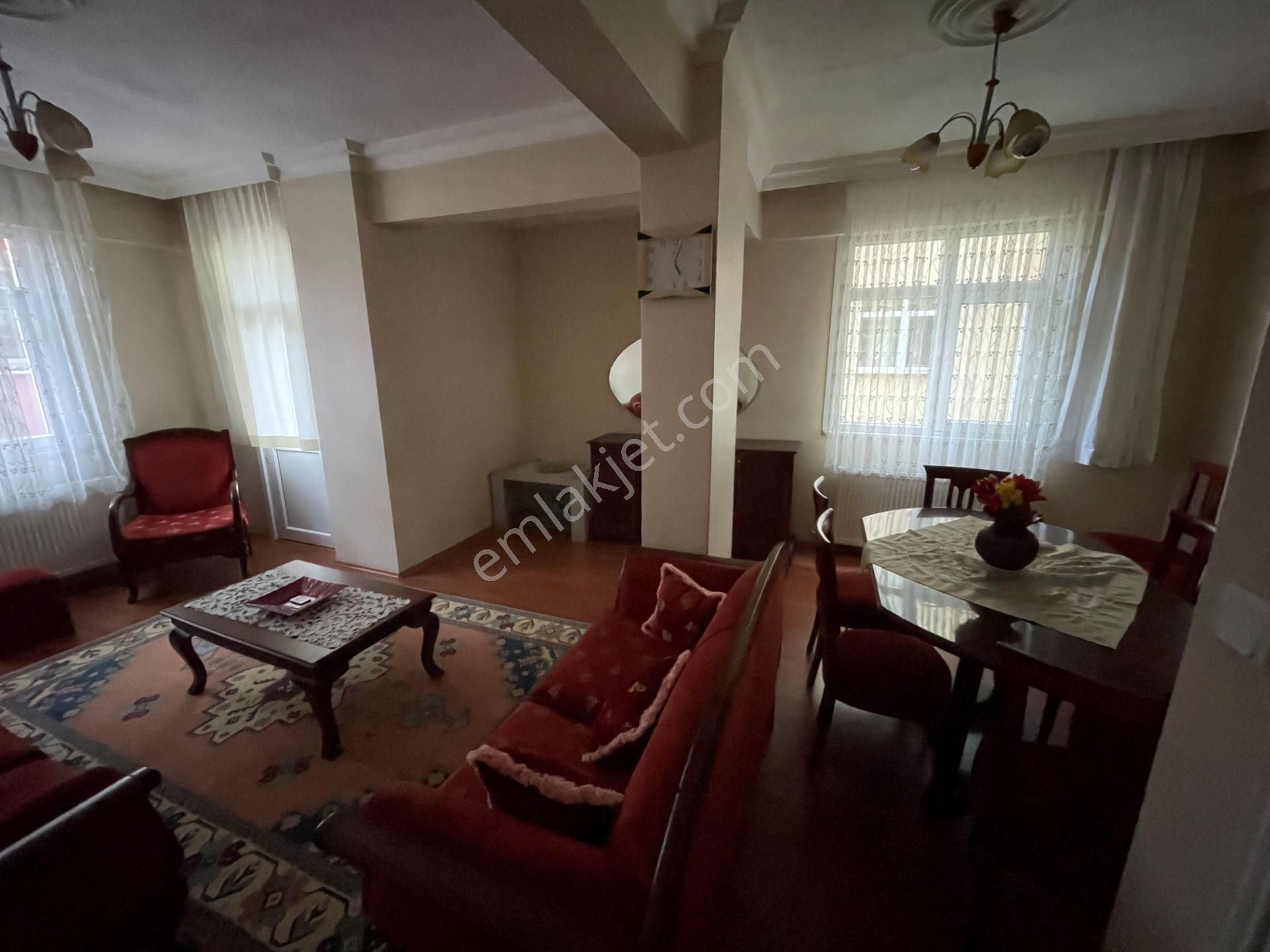 Ataşehir İnönü'de, Yeditepe Ve Marmara Üniv'lerine 5dk Mesafede, Eşyalı Kiralık - Görsel 3