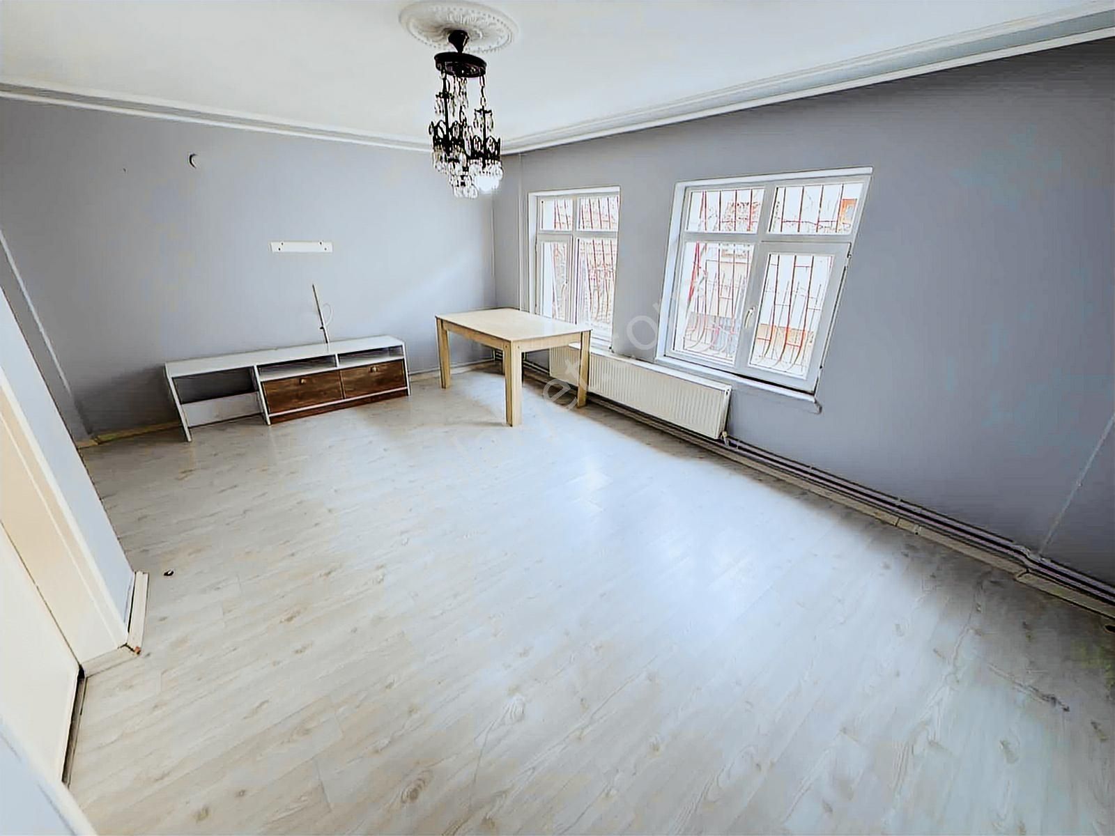 Gata Sağlık Bilimleri Üni. Yakını 2+1 Kendine Ait Bahçeli Yapılı - Görsel 25