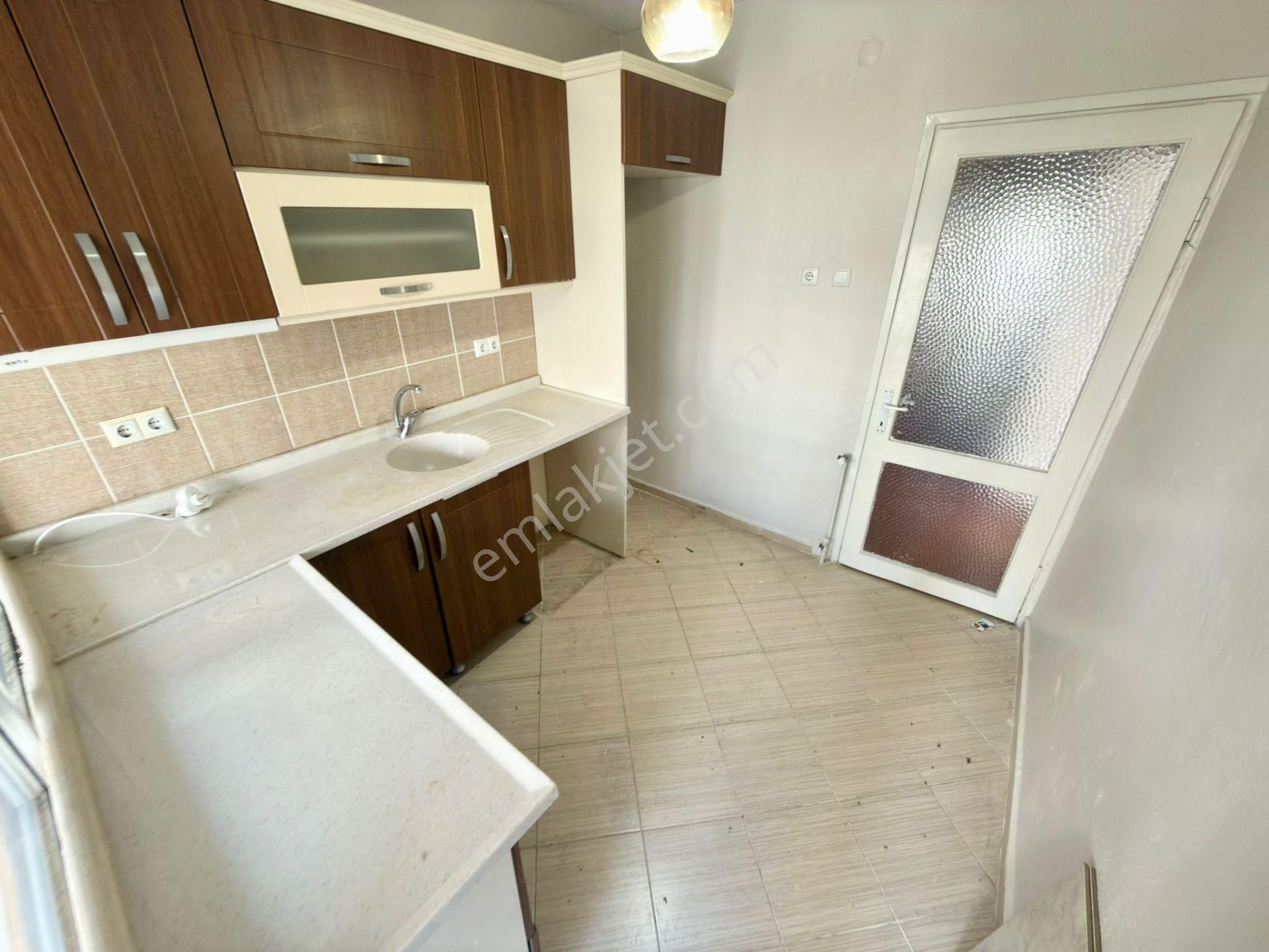 Yükselden Akçay Merkezde Arakat Ön Cephe Denize 250mtr 3+1 Daire - Görsel 4