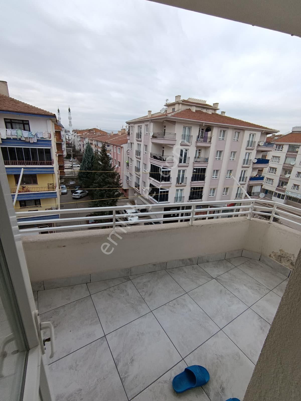 Sincan Akşemsettinde 3+1 Yapılı Katta Daire - Görsel 20