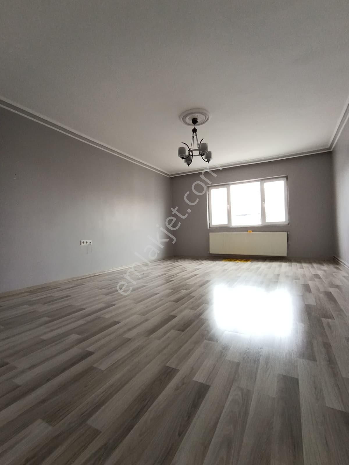 Sincan Akşemsettinde 3+1 Yapılı Katta Daire - Görsel 4