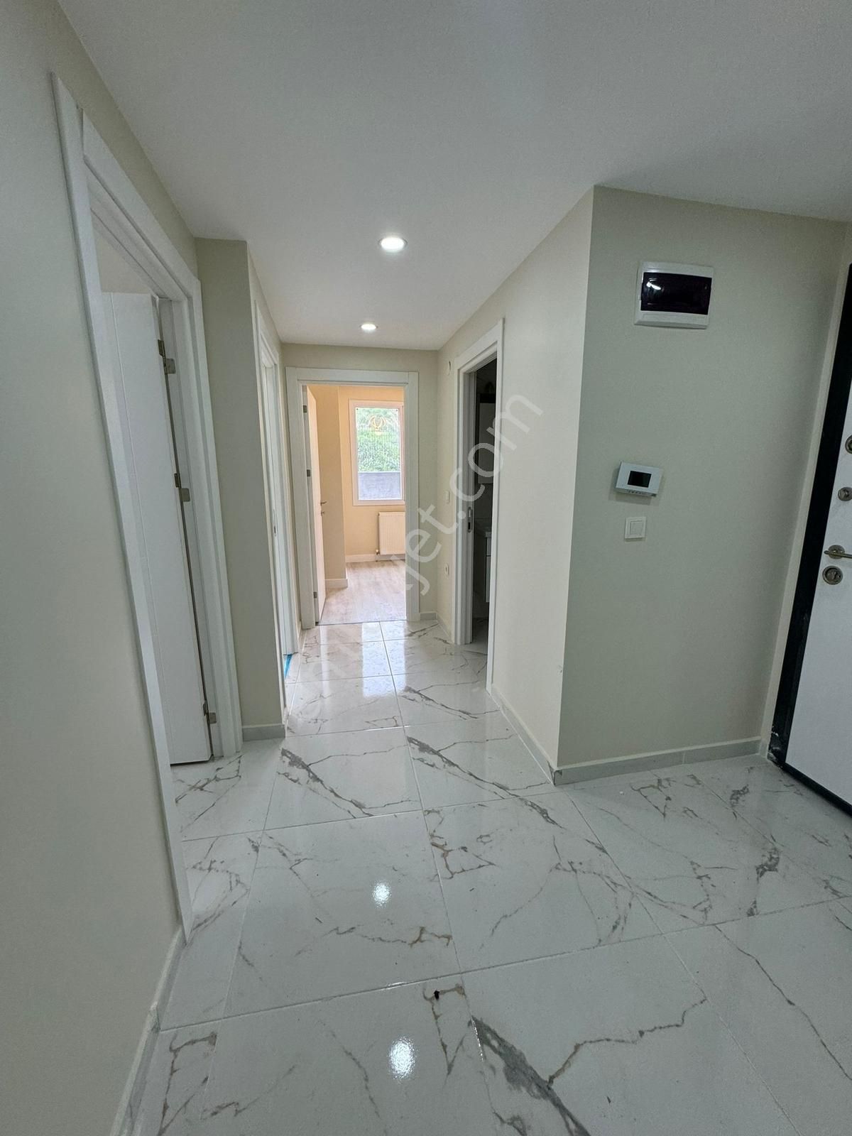 Merkezi Lokasyonda 2+1 Bahçe Kullanımlı Sıfır Kiralık Daire - Görsel 14