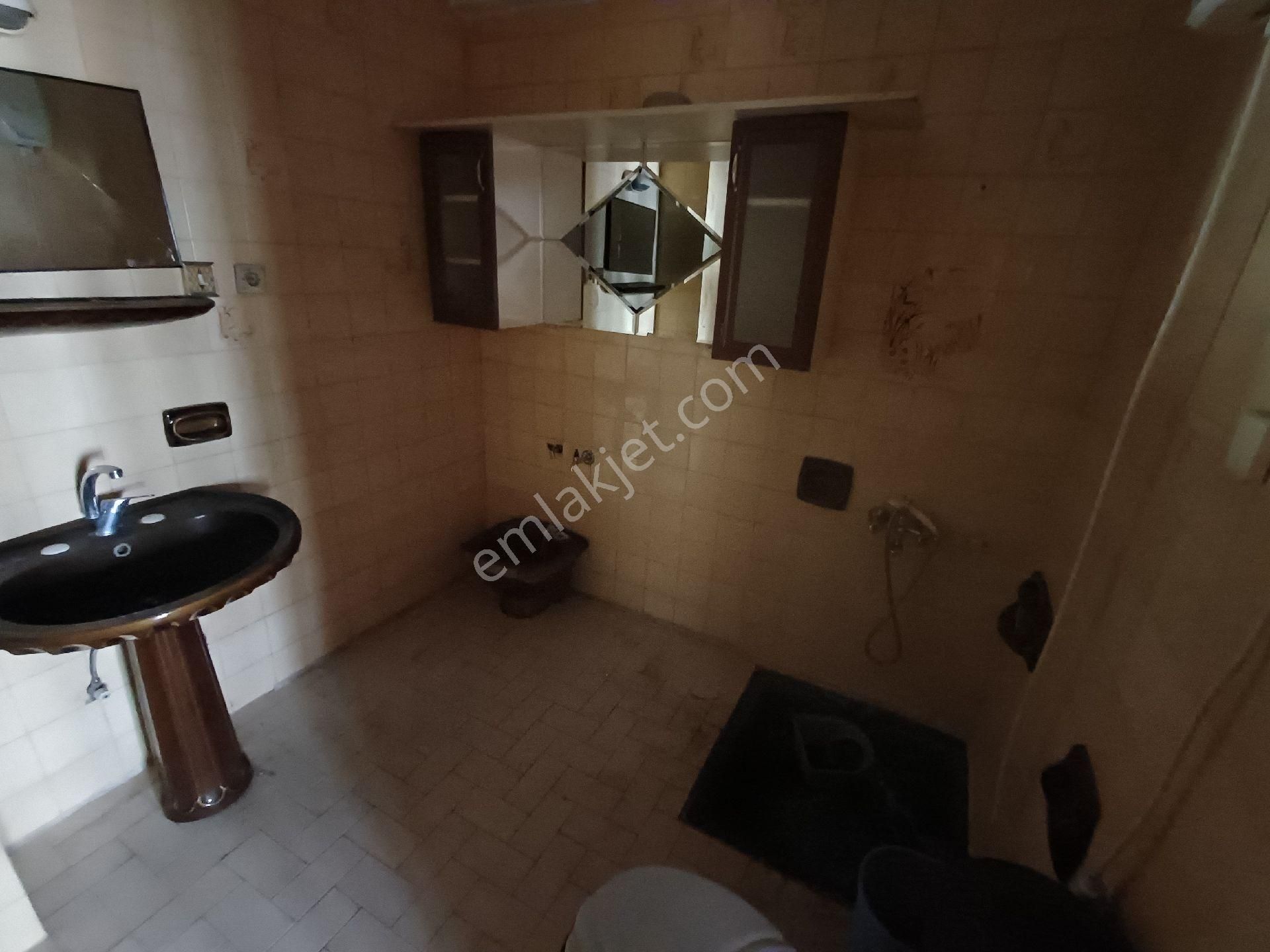Diyarbakır Lise Caddesinde İş Yerine Uygun 3+1 Satılık Daire - Görsel 18