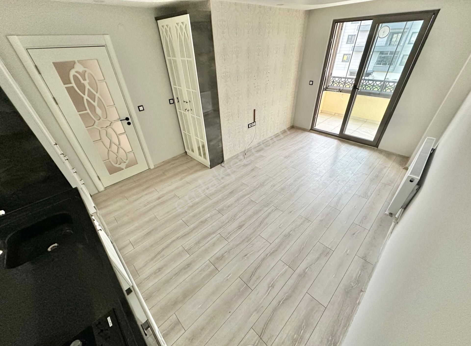 ꧁ay Emlaktan꧂akçay'da Kapalı Otoparklı Kombili Denize Yakın Asansörlü Satılık 2+1 Daire - Görsel 8