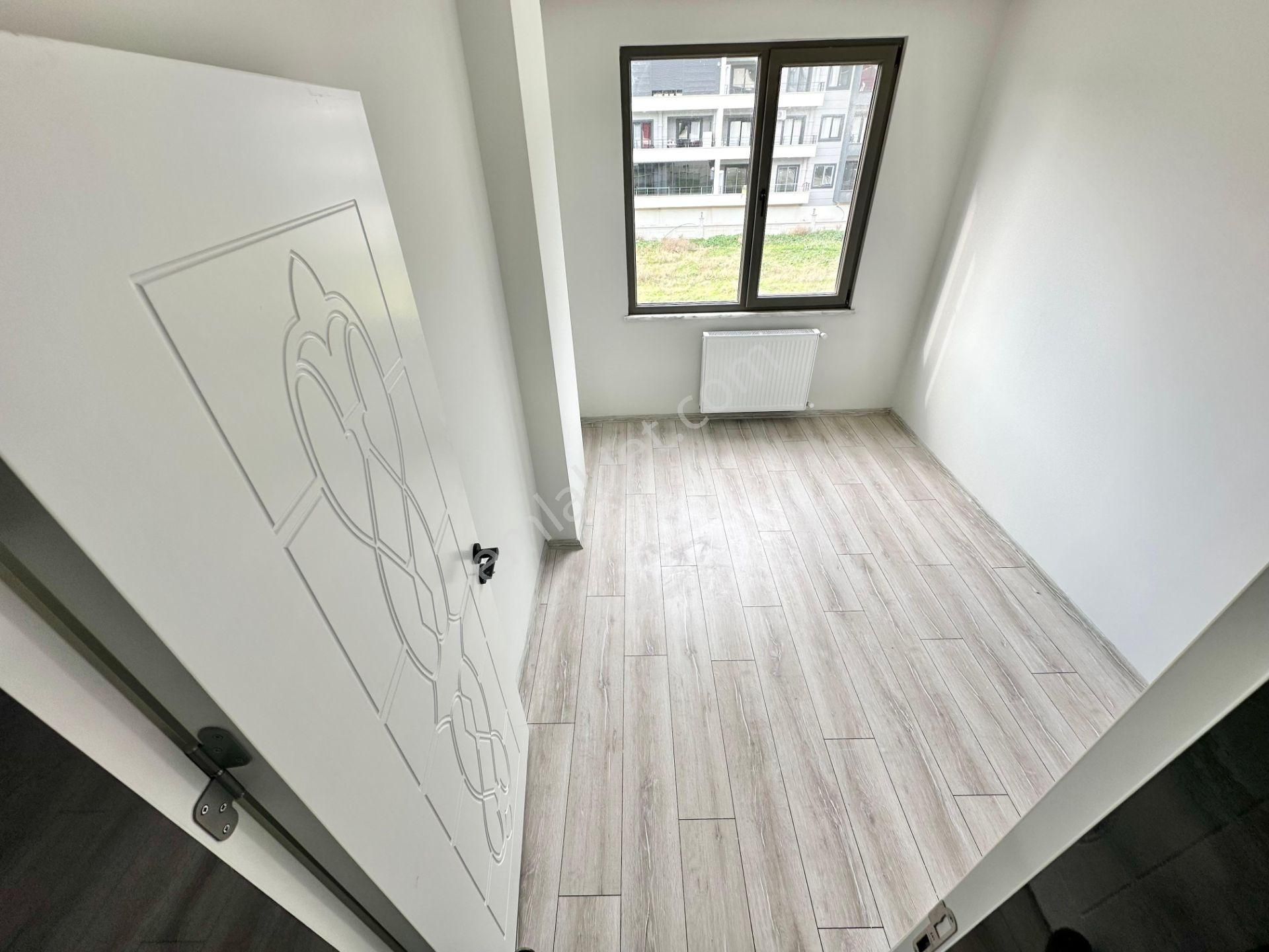 ꧁ay Emlaktan꧂akçay'da Kapalı Otoparklı Kombili Denize Yakın Asansörlü Satılık 2+1 Daire - Görsel 18