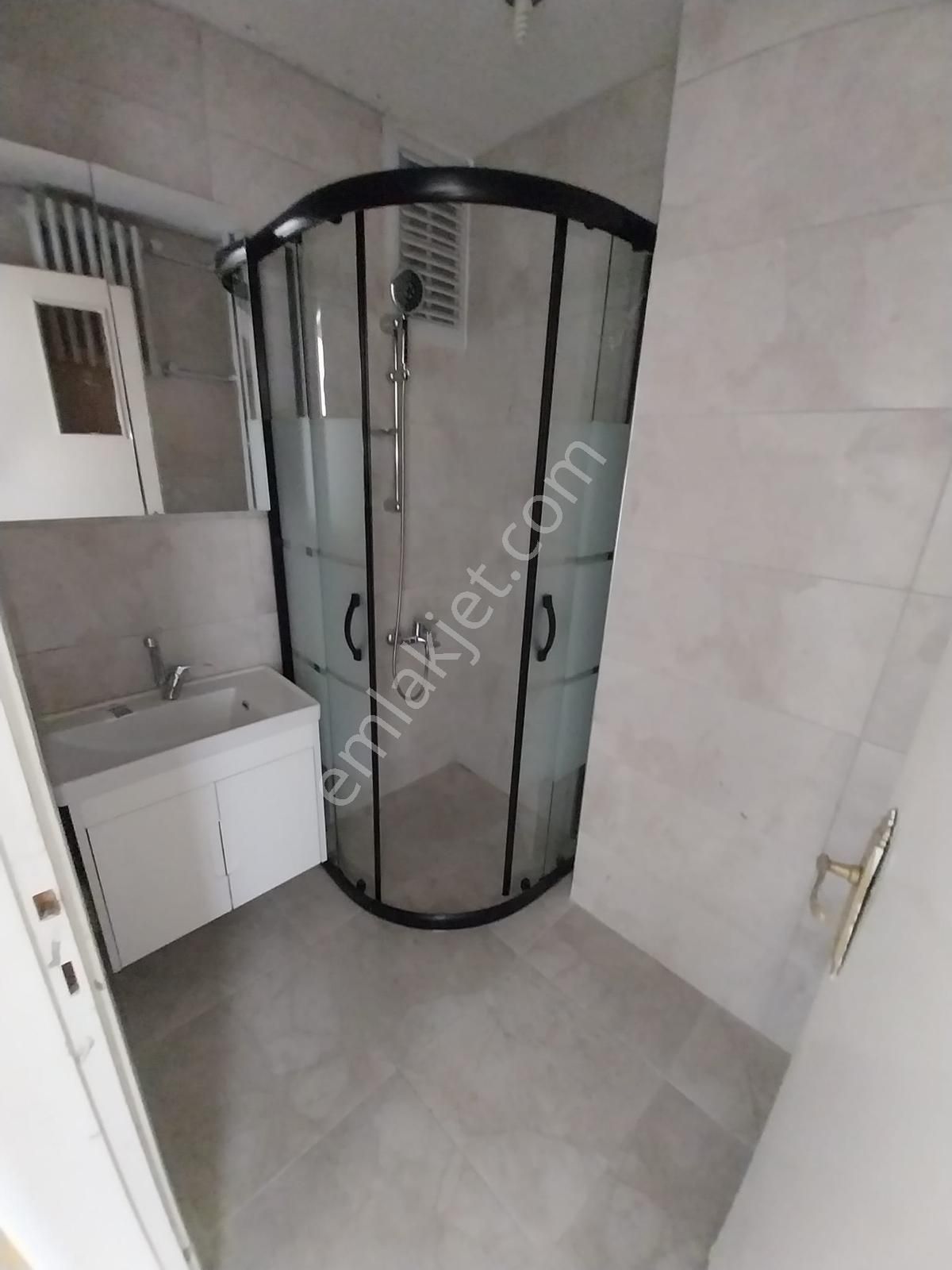 Kırmızıtoprak Taşköprü Cd. Çarşı Merkez Arakat Kiralık 2+1 Daire - Görsel 32